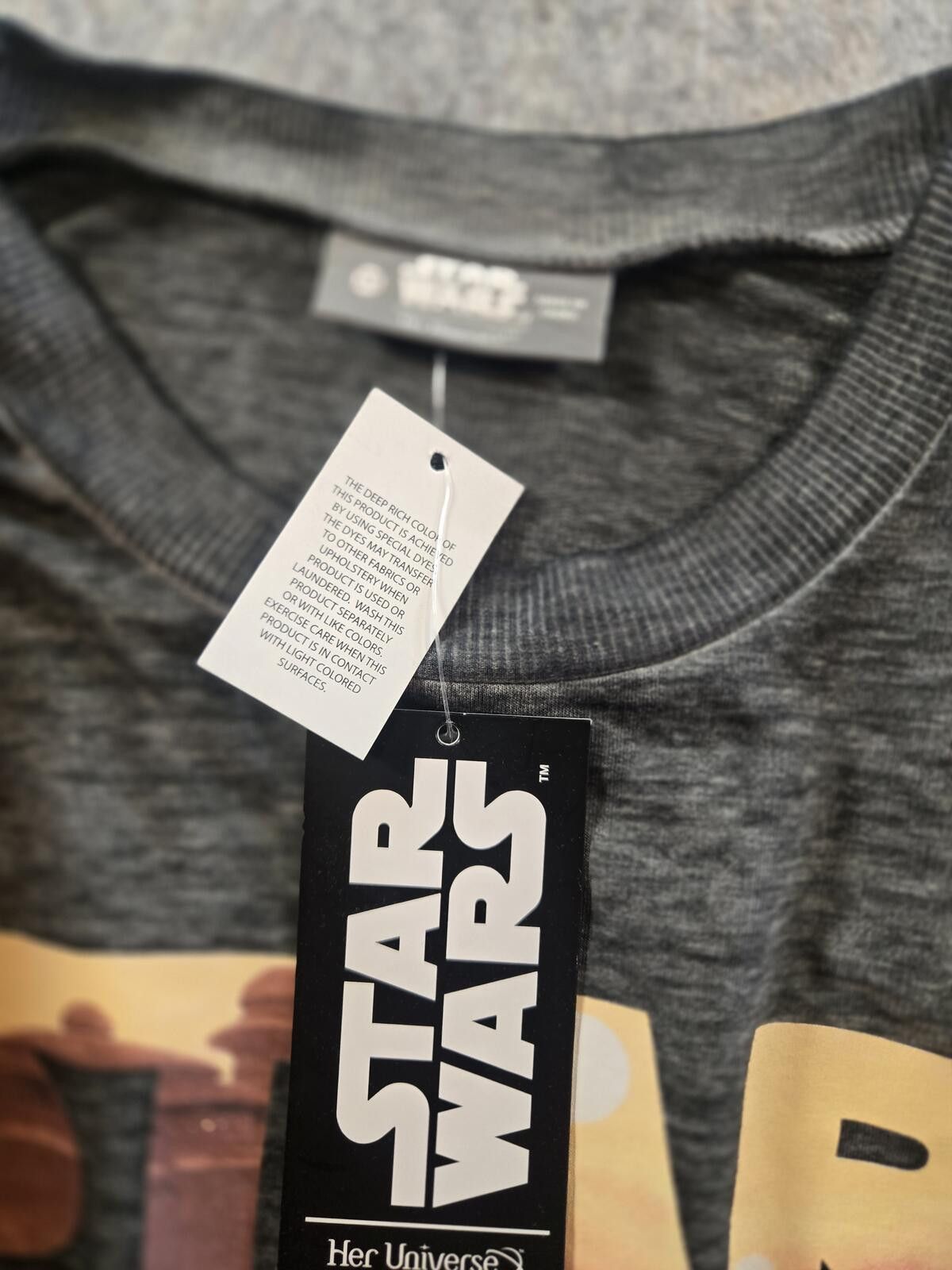 Disney Her Universe Star Wars Tatooine Graphic Sweatshirt XS NWT Size XS / US 0-2 / IT 36-38 - 4 Thumbnail