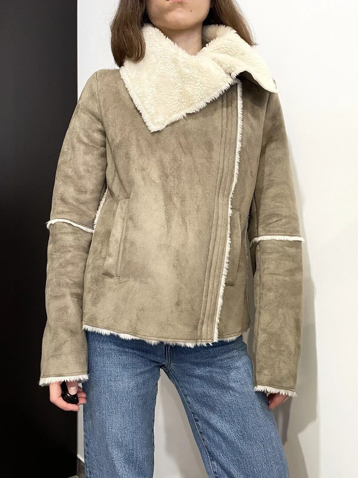 United Colors Of Benetton United Colors Of Benetton Faur Faux Shearling y2k Jacket Size M / US 6-8 / IT 42-44 - 1 Thumbnail