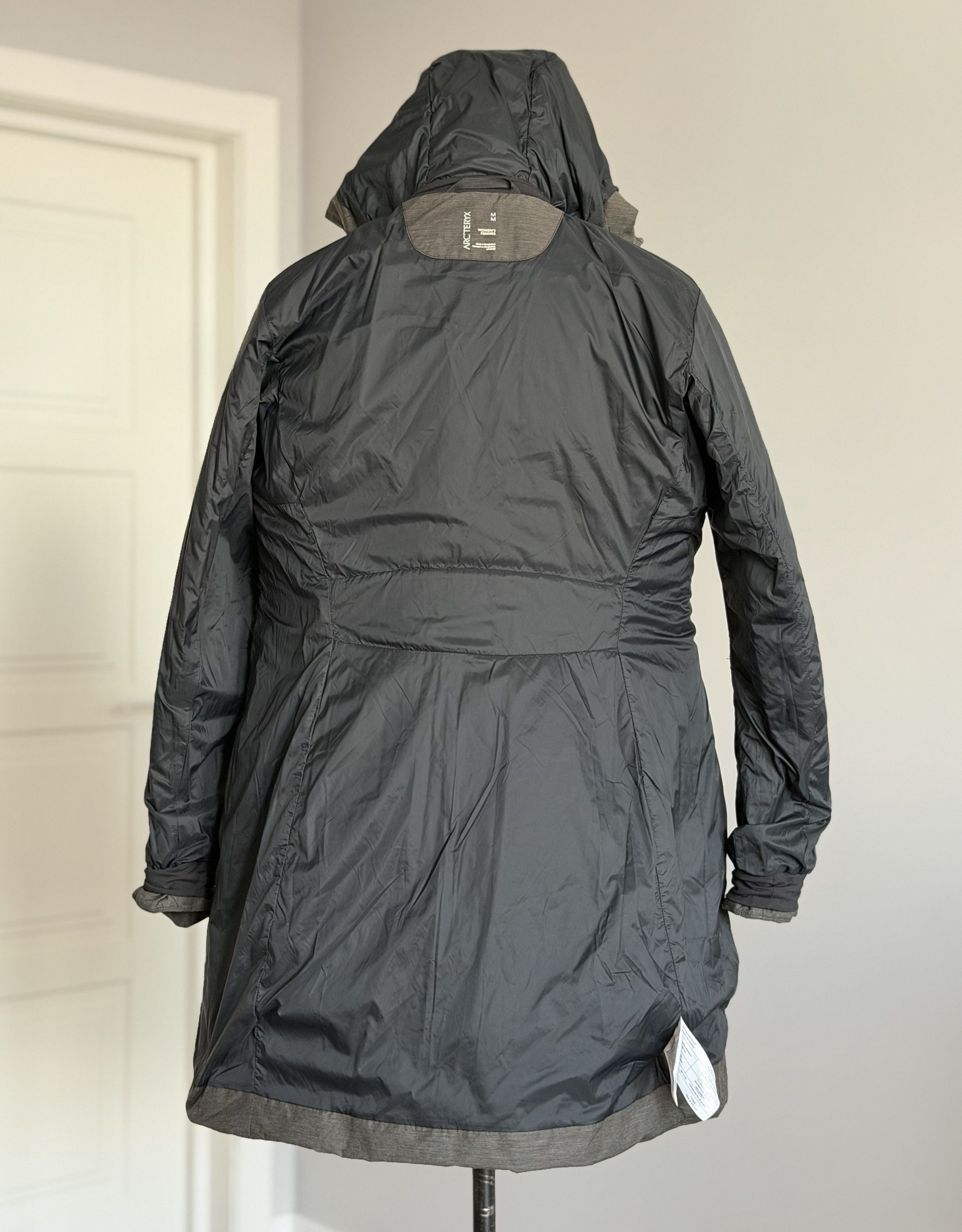 Arc'teryx ARC'TERYX Darrah Coat Puffer Parka Long Jacket Size M Casual Size M / US 6-8 / IT 42-44 - 15 Thumbnail