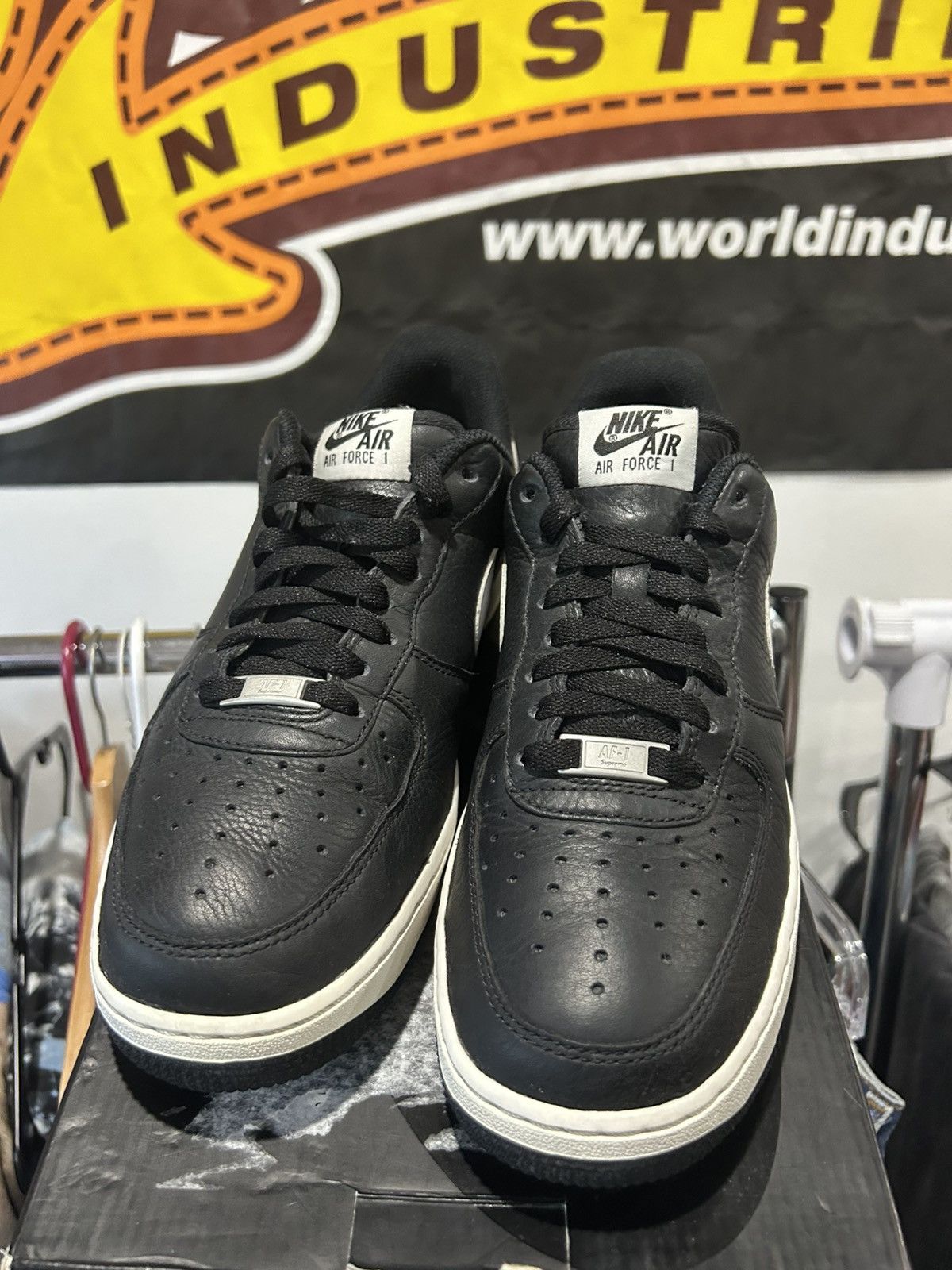 Comme des Garcons × Nike 2018 Nike x cdg x supreme af1 low 8 Size US 8 / EU 41 - 2 Thumbnail