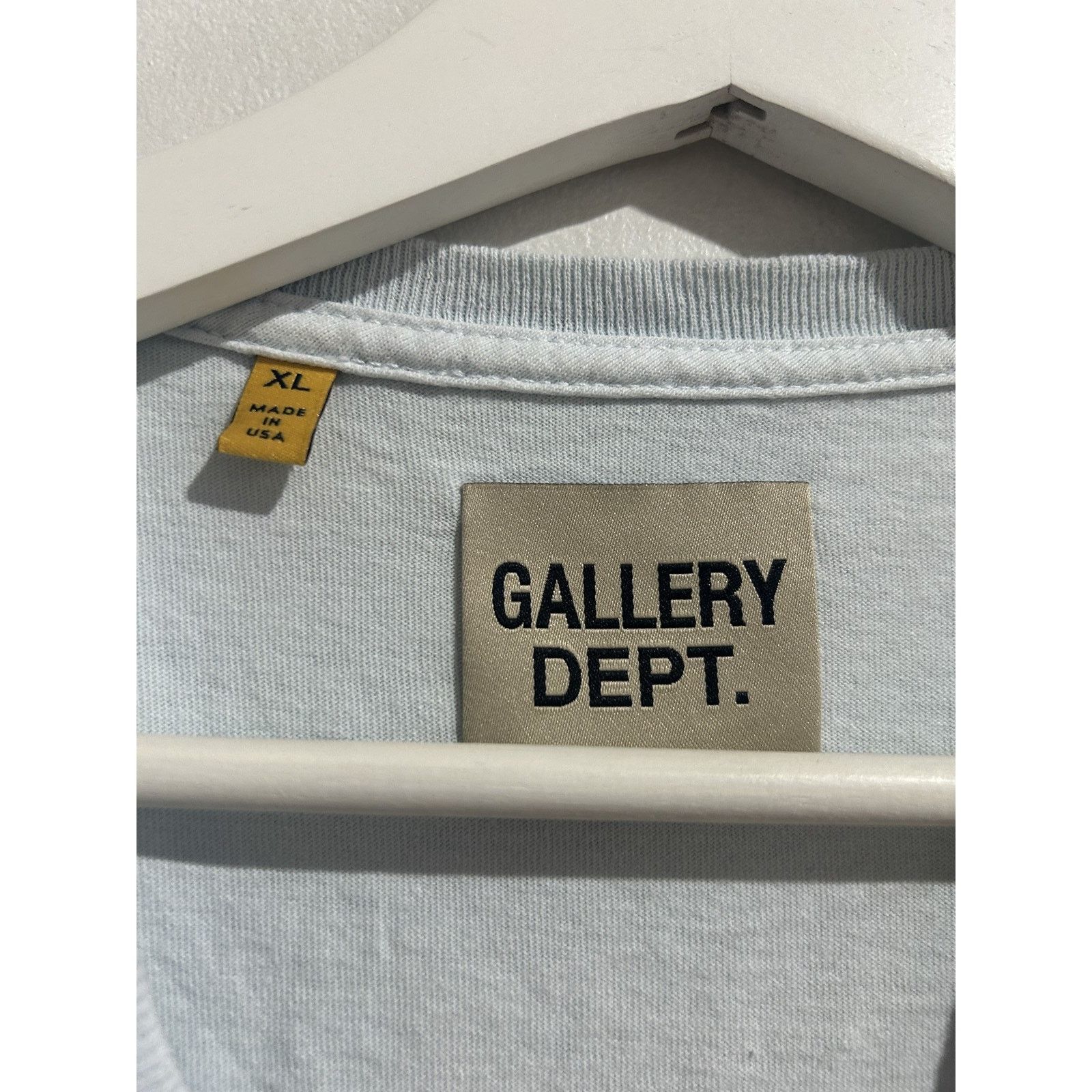 Gallery Dept. GALLERY DEPT. LOGO PRINT BABY BLUE TEE SIZE XL PREOWNED Size US XL / EU 56 / 4 - 6 Thumbnail
