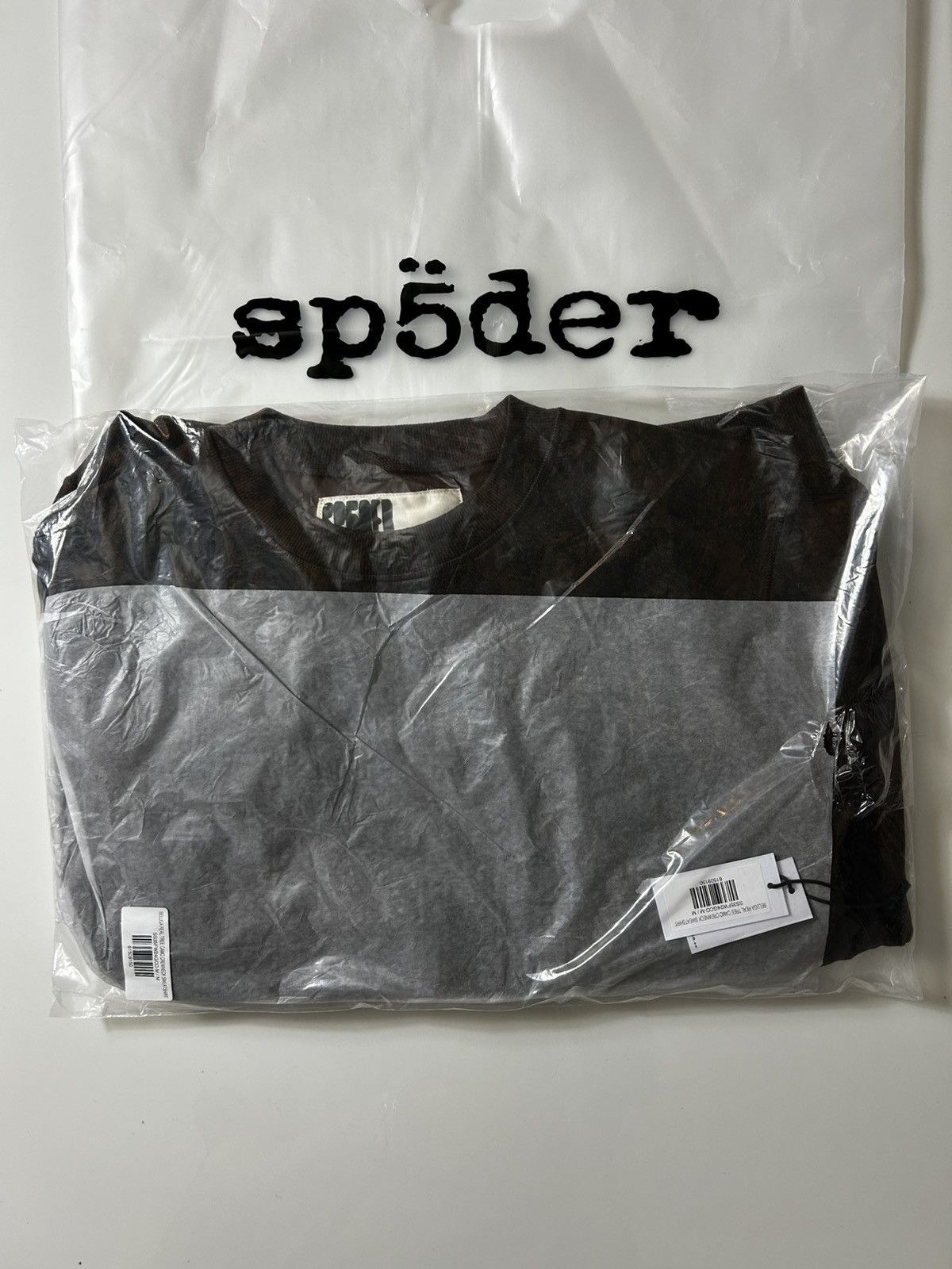 Complex × Sp5der × Travis Scott Complexcon Sp5Der Beluga Real Tree Camo Crewneck Size US M / EU 48-50 / 2 - 6 Thumbnail