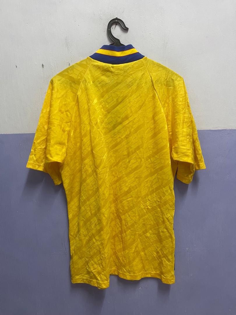 Vintage VINTAGE ADIDAS SWEDEN 1994 1996 HOME SHIRT FOOTBALL JERSEY Size US M / EU 48-50 / 2 - 5 Thumbnail