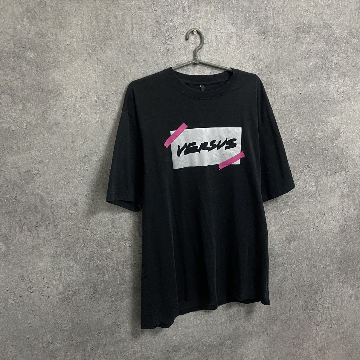 Versace Men’s T Shirt Versace Versus Big Logo Size US L / EU 52-54 / 3 - 3 Thumbnail