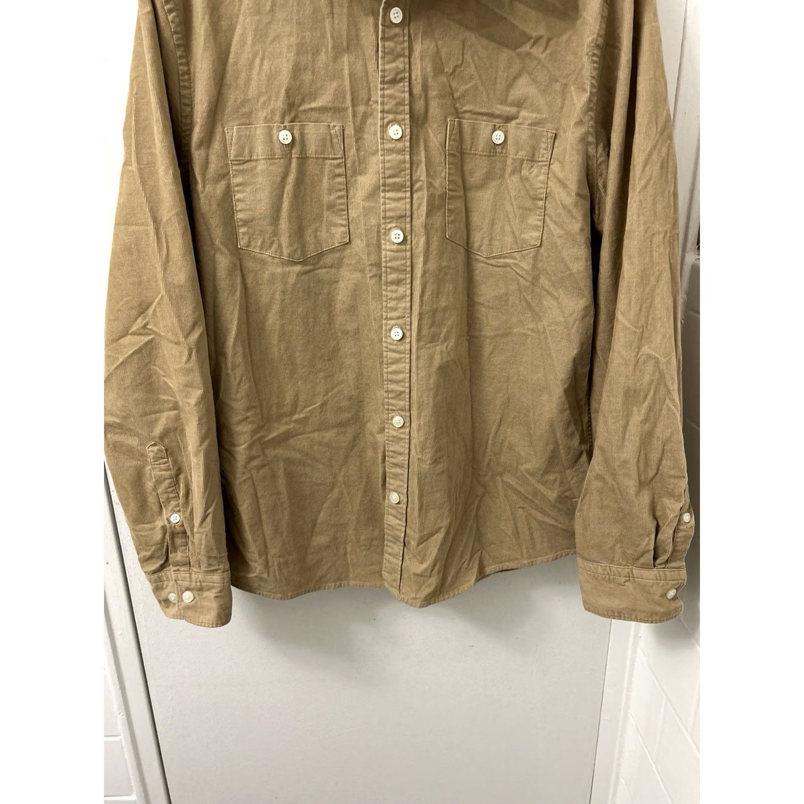 Express Express Corduroy Shirt Mens Size M Brown Tan Button Down Long Sleeve Size US M / EU 48-50 / 2 - 3 Thumbnail