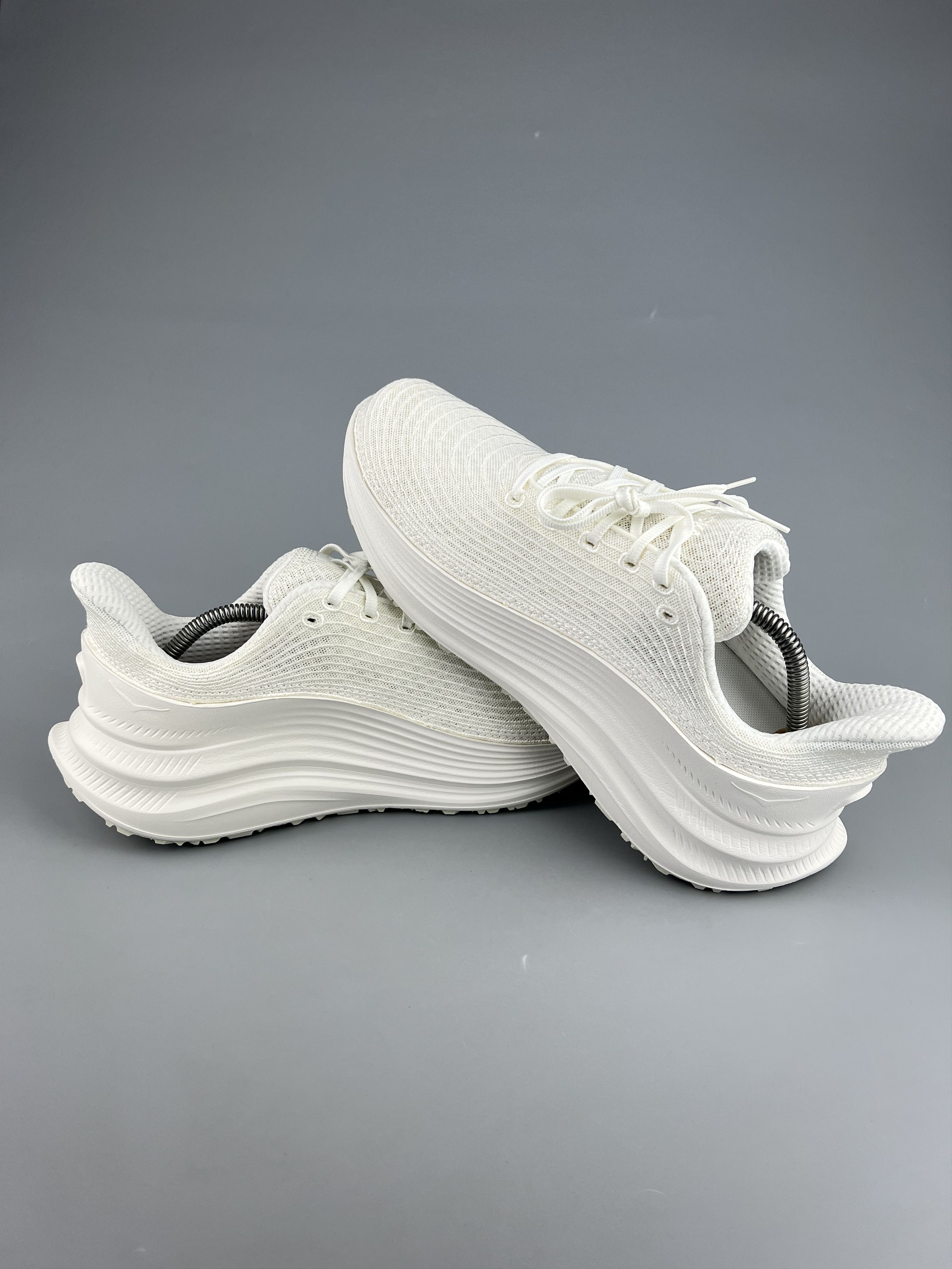 Hoka Hoka One One U Thoughtful Creation White Sneakers Size US 10 / IT 40 - 5 Thumbnail