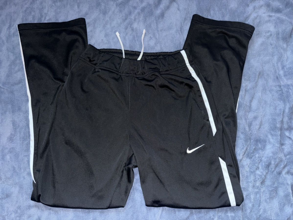 Nike All black nike sweat pants Size US 29 - 1 Thumbnail