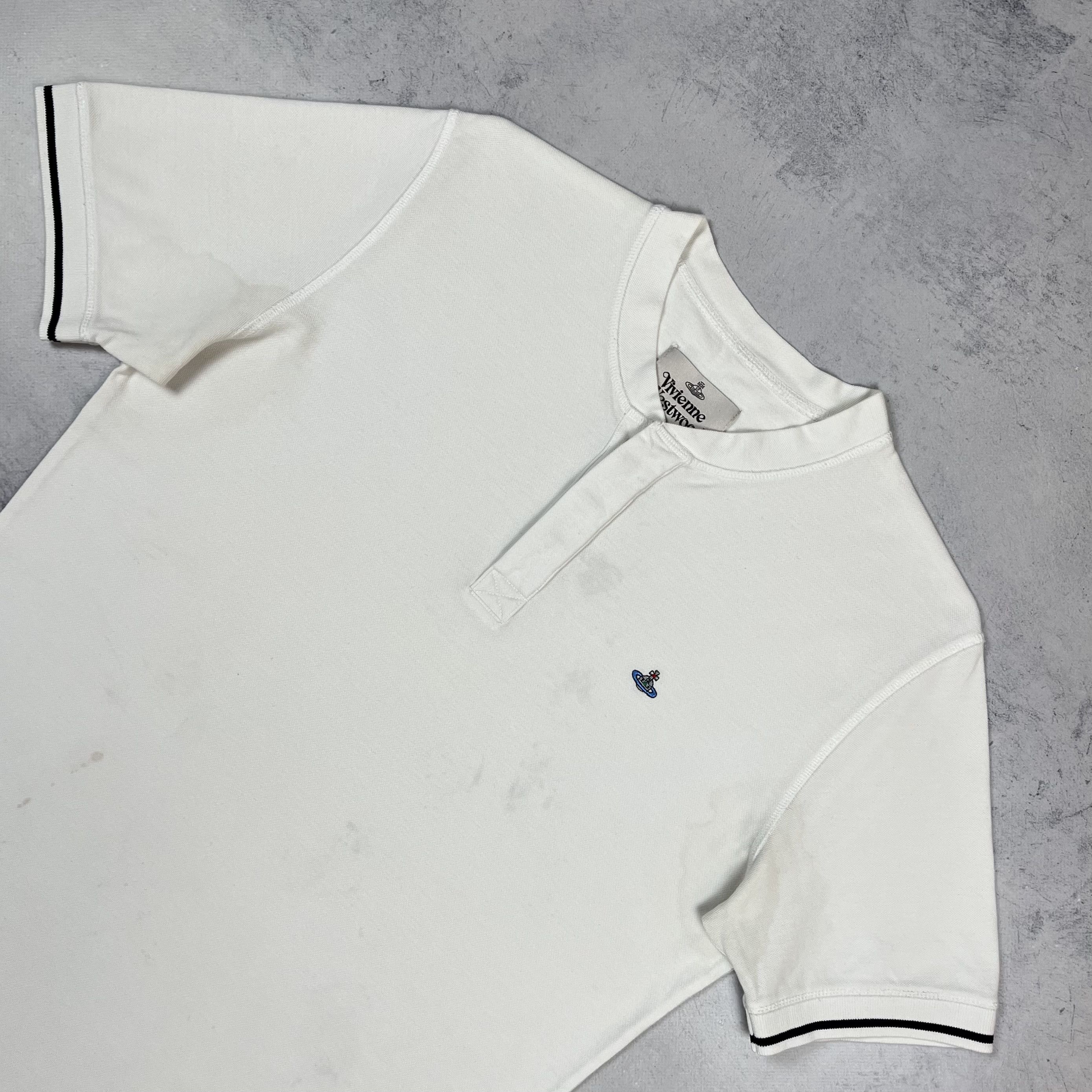 Vivienne Westwood Vivienne Westwood Orb Logo Henley T Shirt Size US L / EU 52-54 / 3 - 7 Thumbnail