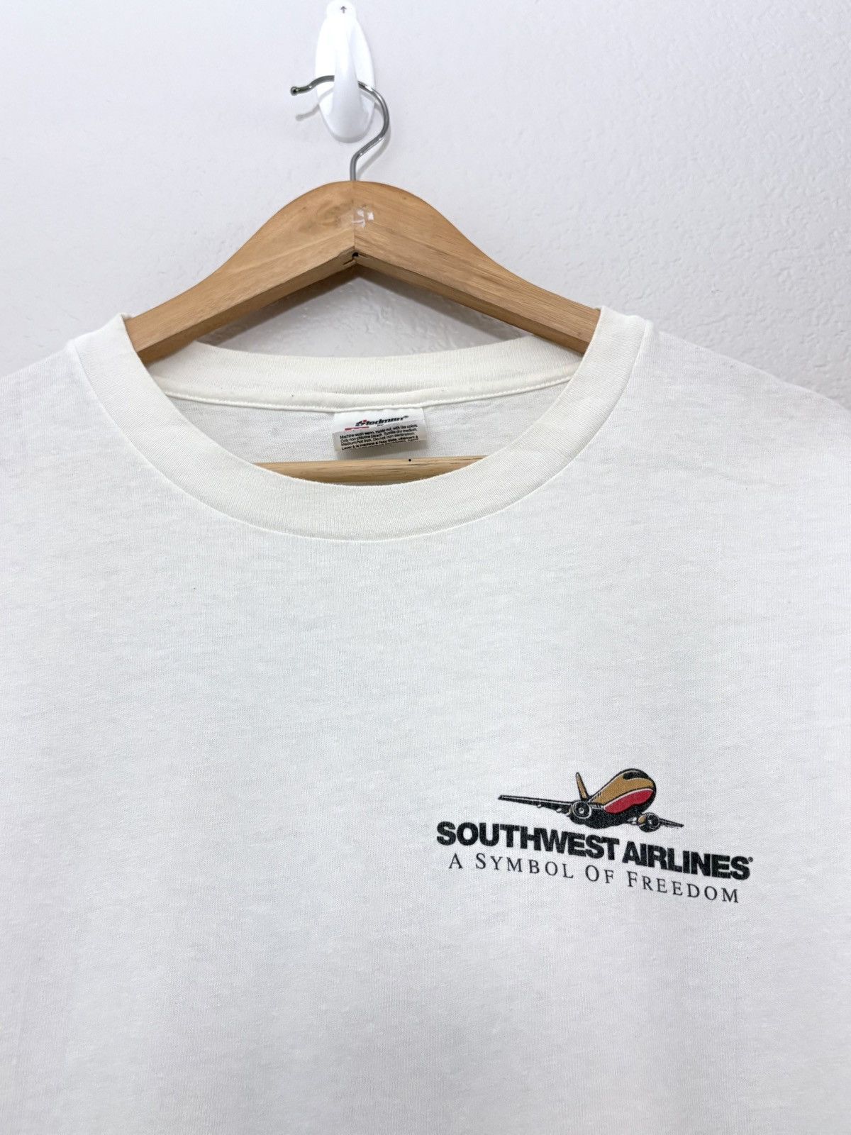 Vintage 90’s Southwest Airlines I Believe I can Fly Vintage Tee Size US XXL / EU 58 / 5 - 2 Thumbnail