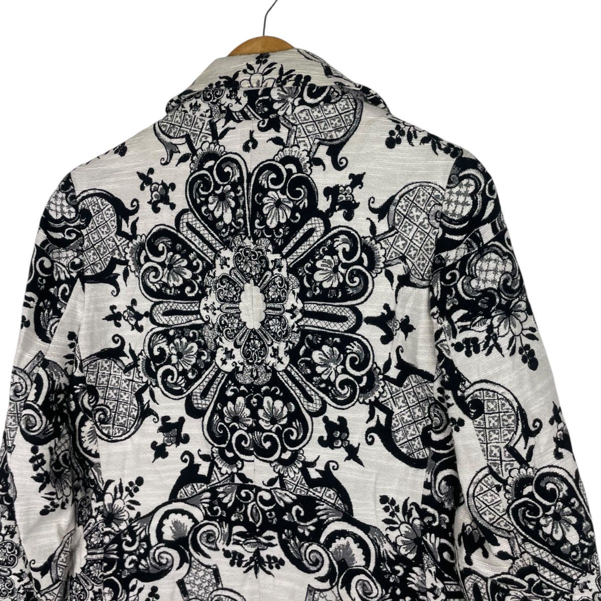 Christian Lacroix × Desigual 💥BROCADE JACKET DESIGUAL BY CHRISTIAN LACROIX Size XS / US 0-2 / IT 36-38 - 9 Thumbnail