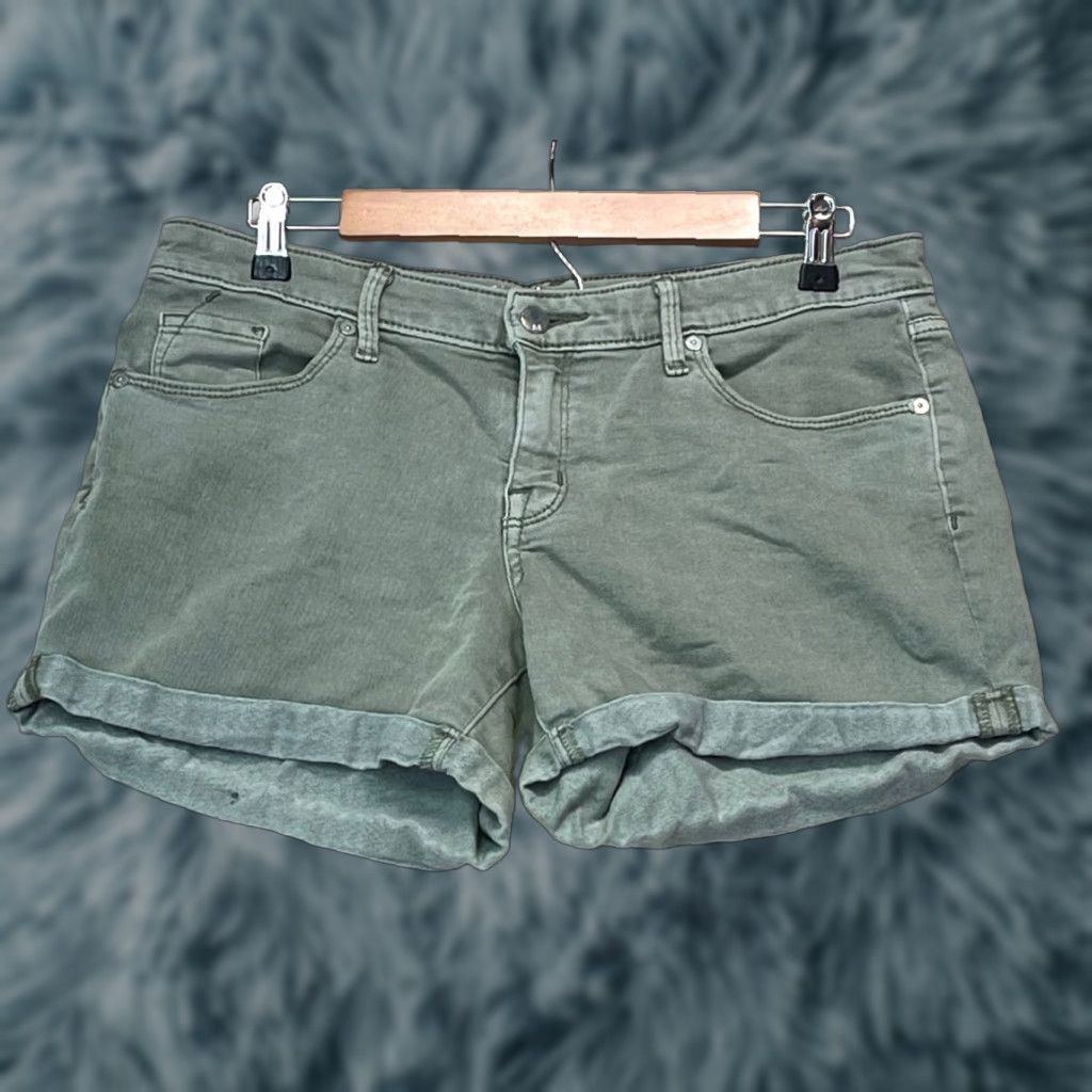 Mossimo Mossimo Denim Womens Mid-Rise Shorts Size 6-28 Green Rise Rolled Cuff Size 26" / US 2 / IT 38 - 1 Thumbnail