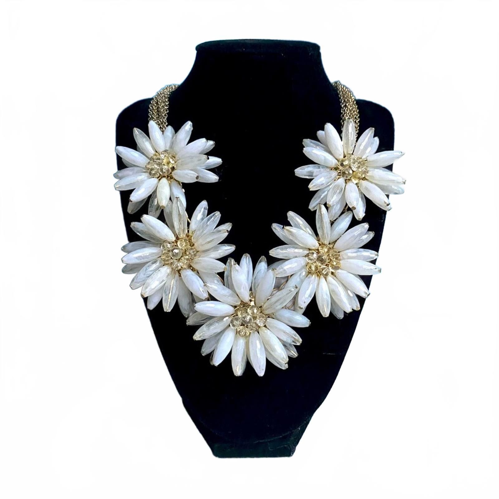 Ted Baker Ted Baker for Talbots “Aster Burst” White Floral Necklace Size ONE SIZE - 1 Thumbnail