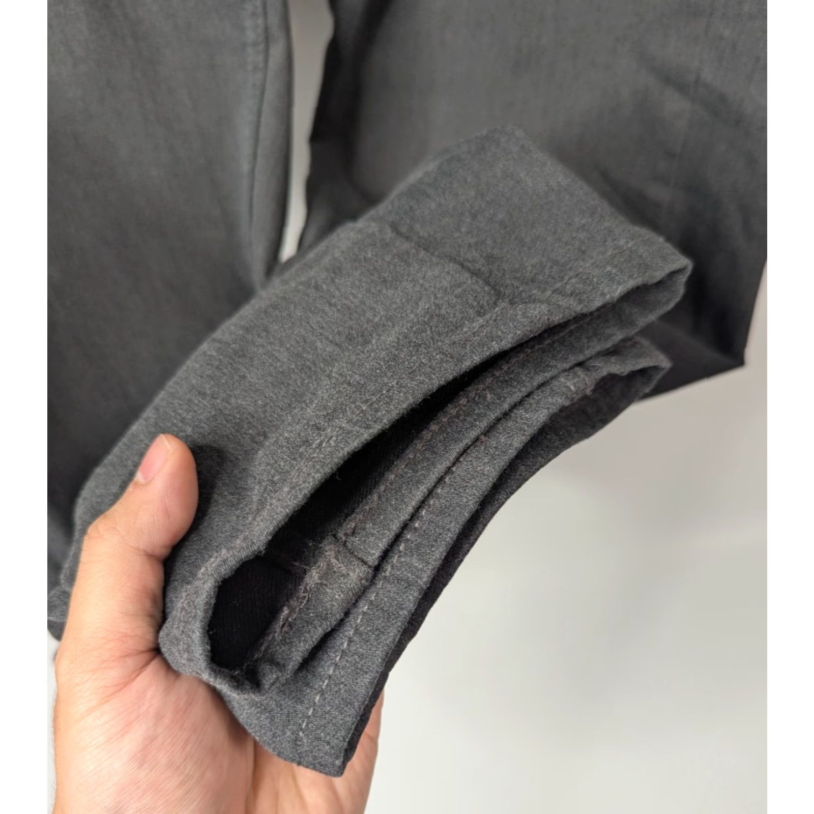 Banana Republic Banana Republic Travel Jean Mens Slim Fit 38x32 Jeans Charcoal Gray Pant City Preppy Modern 90s Style Mens Size US 38 / EU 54 - 2 Thumbnail