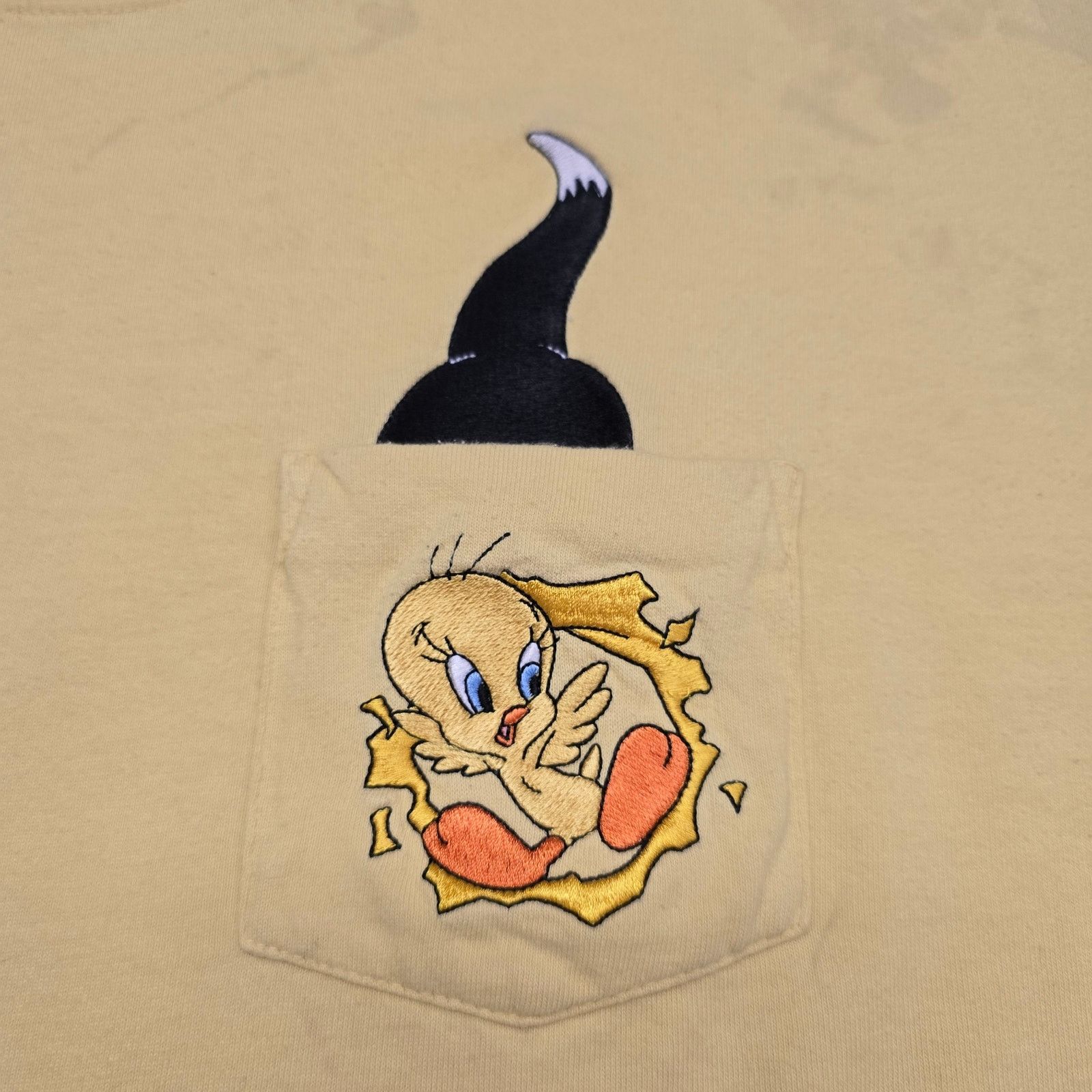 Vintage × Warner Bros Vintage Tweety Looney Tunes Shirt M Embroidered Pocket Tee Size US M / EU 48-50 / 2 - 5 Thumbnail