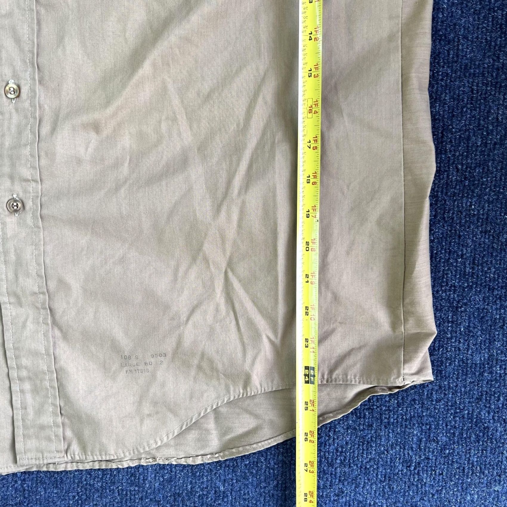 Vintage VINTAGE Fashion Classics Shirt Mens Large Beige Solid Long Sleeve Button Up Size US L / EU 52-54 / 3 - 6 Thumbnail