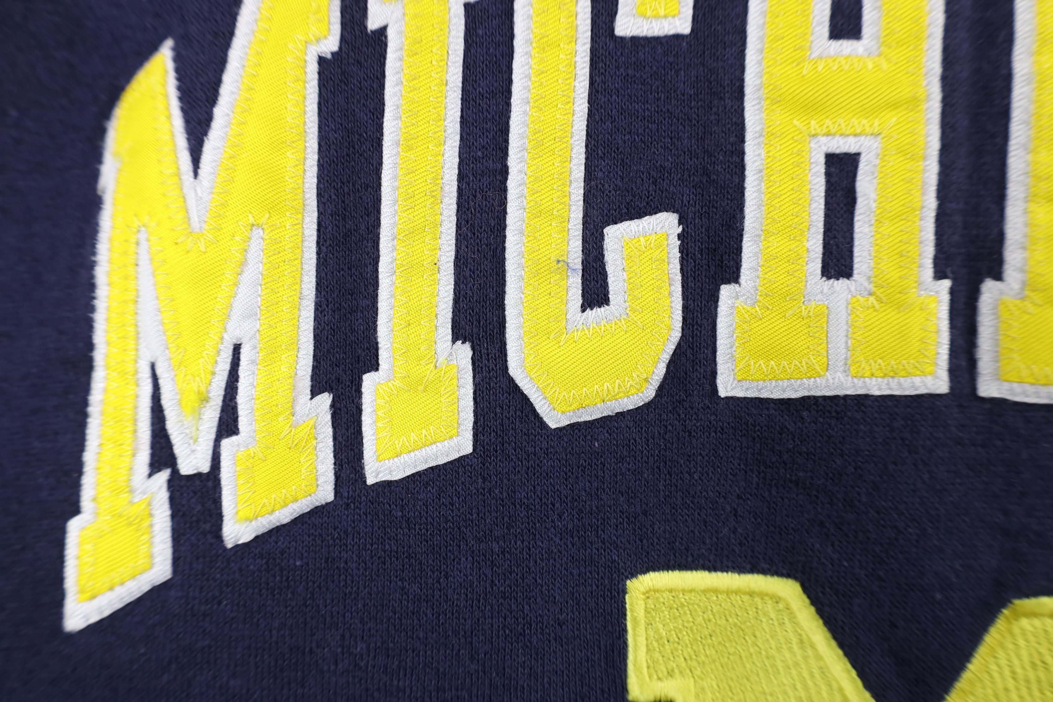 Vintage Vintage 90s Spell University of Michigan Hoodie Sweatshirt Size US L / EU 52-54 / 3 - 8 Thumbnail