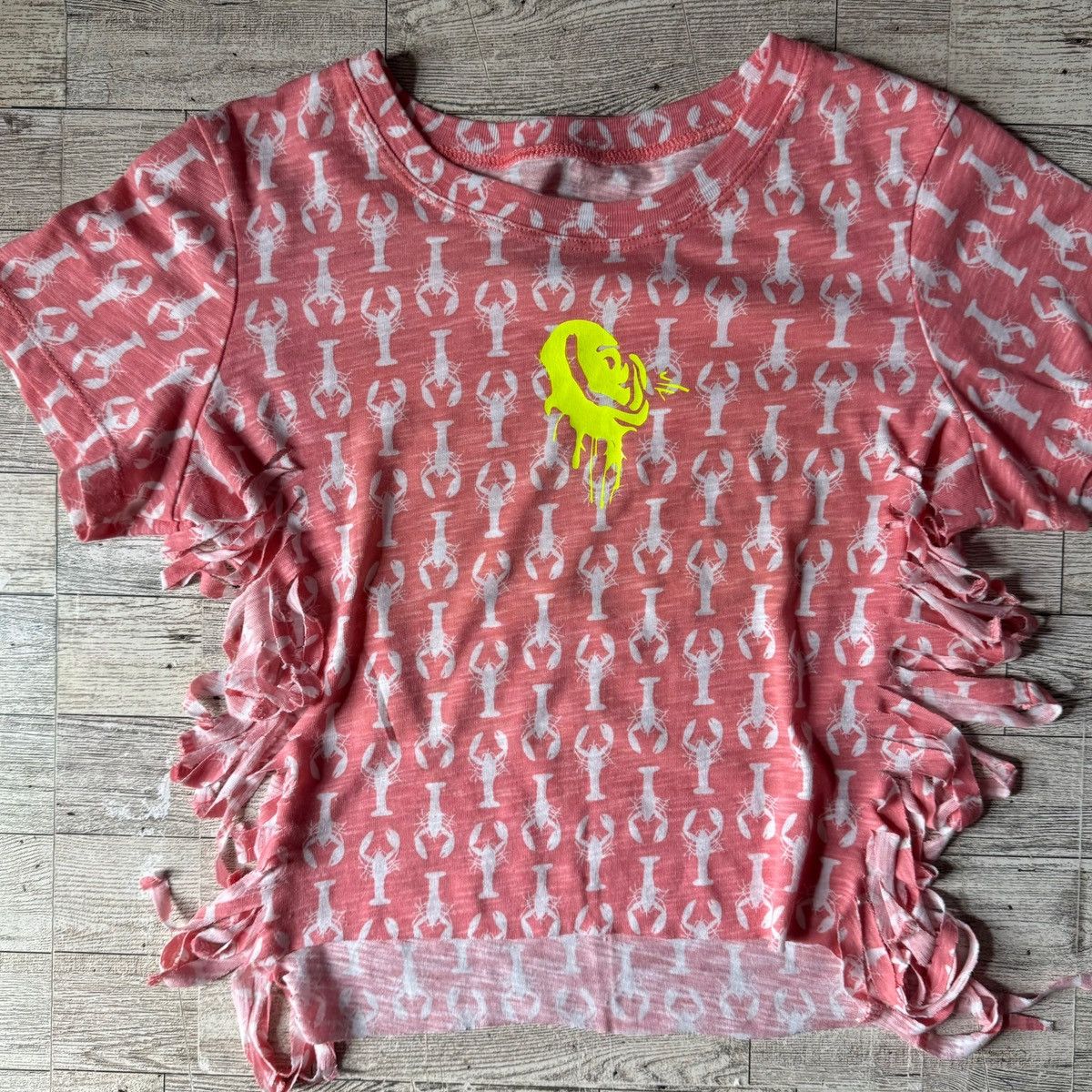 Aeropostale AERO, Reworked, Coral, Lobster Graphic, Cropped Baby Tee Size XS / US 0-2 / IT 36-38 - 9 Thumbnail