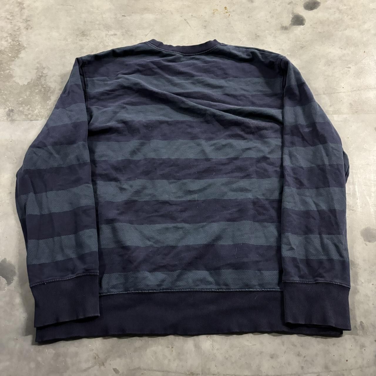 Vintage Crazy Vintage Y2K/2000s Grunge Navy Blue Striped Sweatshirt! Size XL Size US XL / EU 56 / 4 - 4 Thumbnail