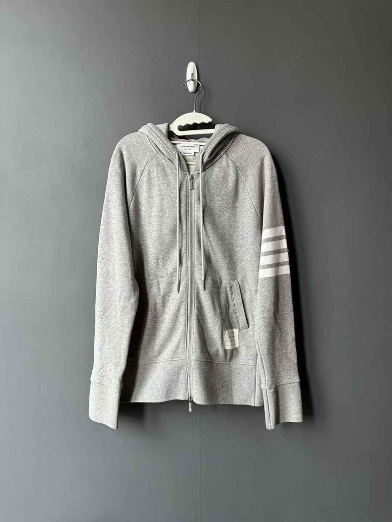 Thom Browne Thom Browne Gray knit jacket Size US XXL / EU 58 / 5 - 1 Thumbnail