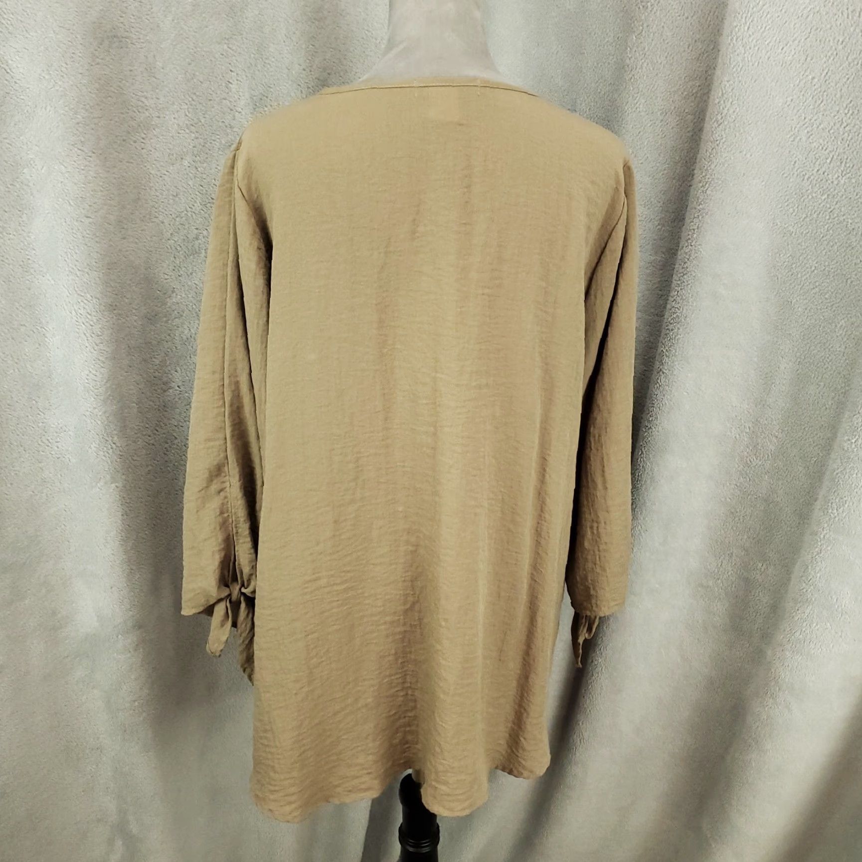 Vintage Yushi Blouse Tunic Womens XL Beige Lightweight 3/4 Sleeve Round Neck Nylon Rayon Bohemian Classic Casual Shirt Blouse USA Size XL / US 12-14 / IT 48-50 - 7 Thumbnail