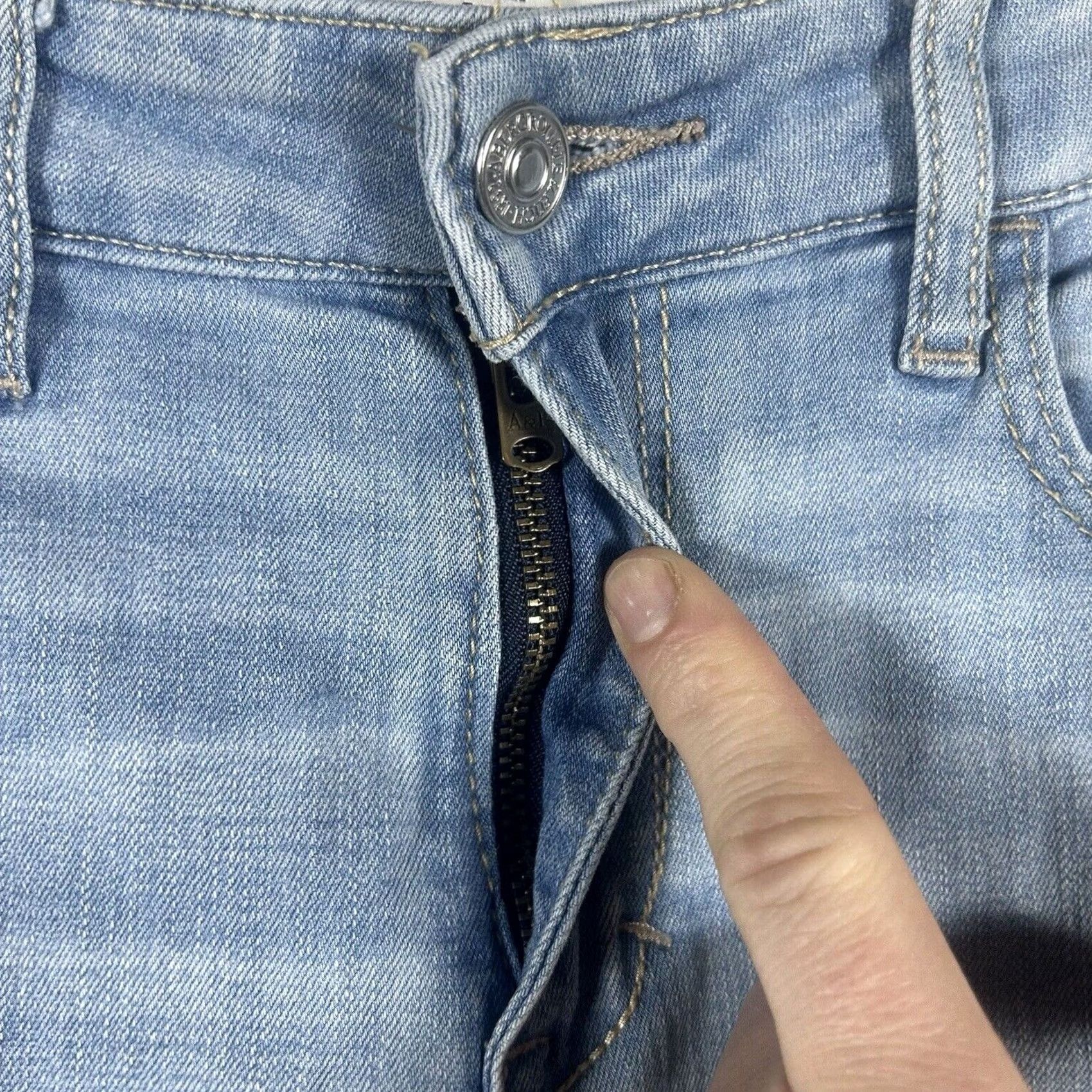 Abercrombie & Fitch Abercrombie & Fitch Jeans Skinny Women 4 Light Wash Denim 4S Short Size 27" / US 4 / IT 40 - 5 Thumbnail