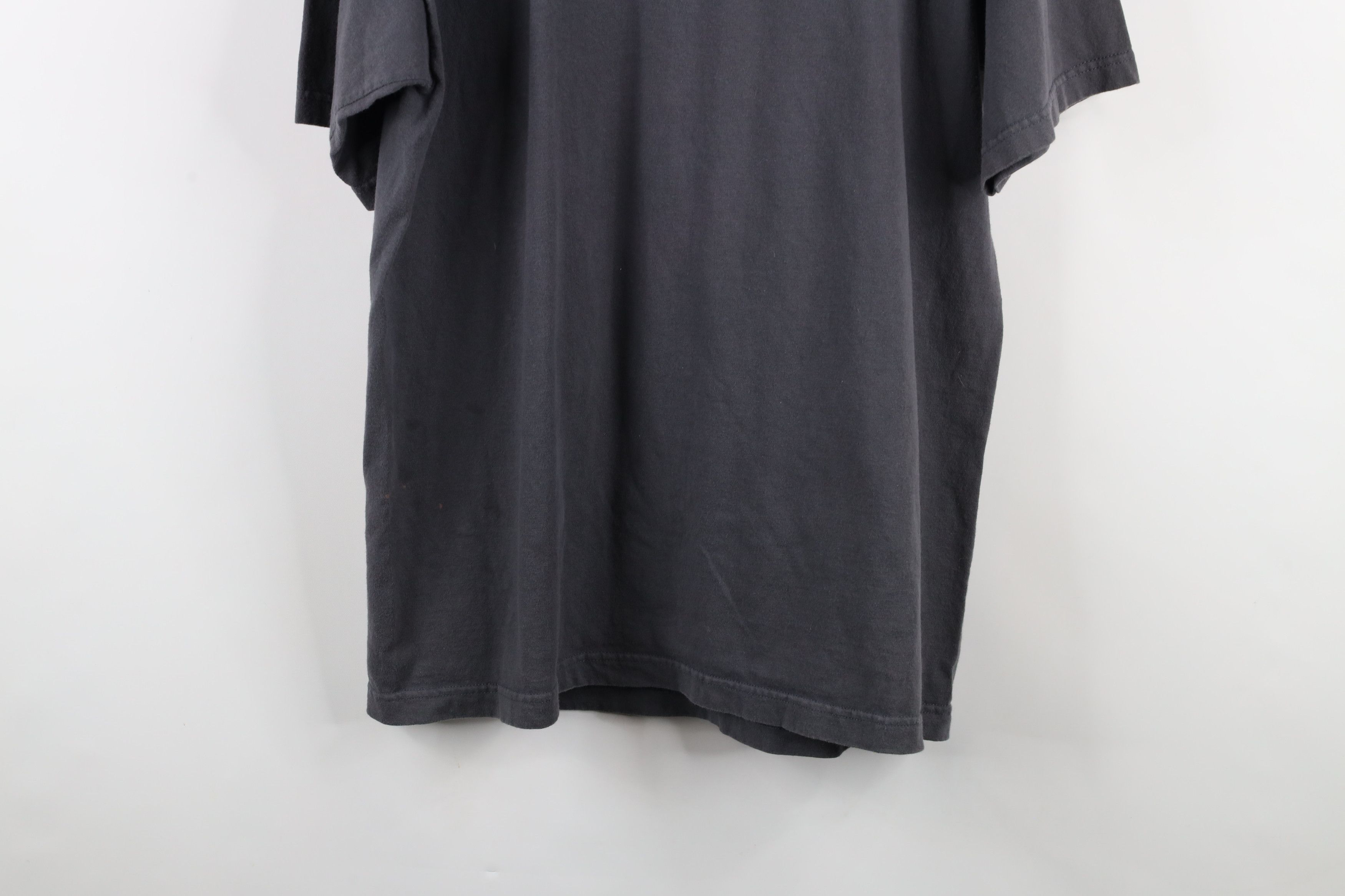 Vintage Vintage 90s Streetwear Nature Wolf Short Sleeve T-Shirt Gray Size US L / EU 52-54 / 3 - 13 Thumbnail