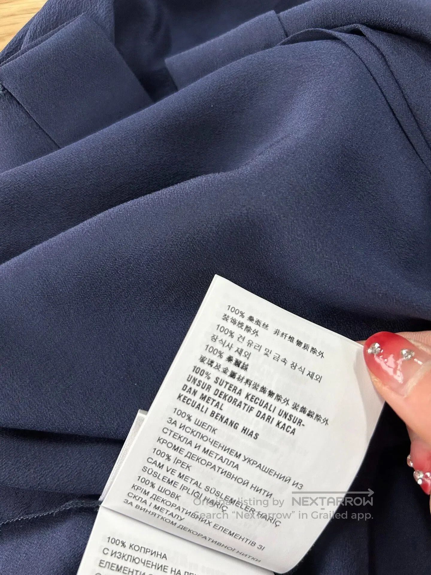 Miu Miu Miu Miu Navy Silk Shirt. Size XS / US 0-2 / IT 36-38 - 7 Thumbnail