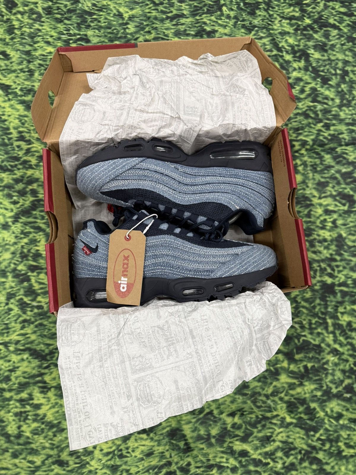 Nike Nike Air Max OG Levis Obsidian Size US 11 / EU 44 - 11 Thumbnail