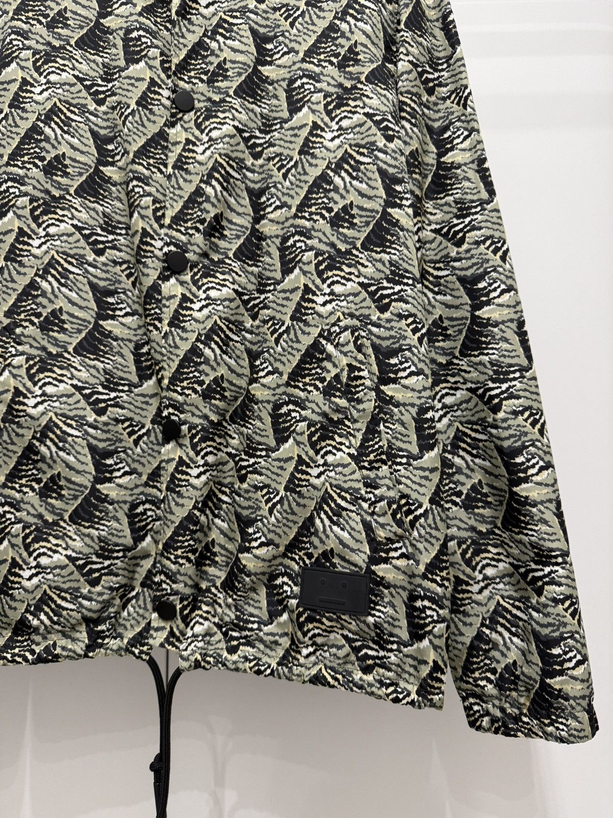 Acne Studios Acne Studios Tony Face Himalayan Tiger Camo Light Jacket Size US M / EU 48-50 / 2 - 4 Thumbnail