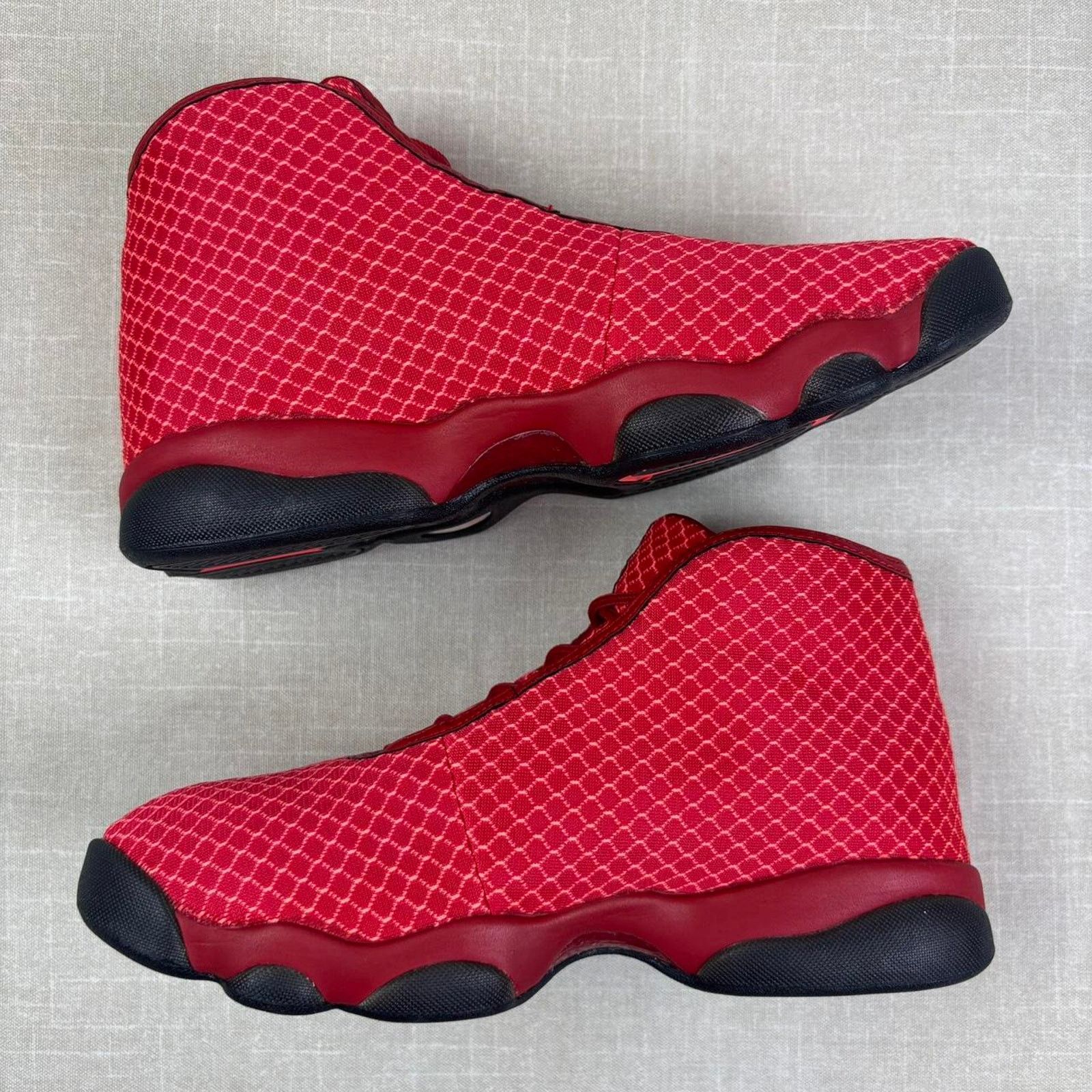 Jordan Brand 🌹 2016 Jordan Horizon ‘Gym Red’ 9.5M Size US 9.5 / EU 42-43 - 4 Thumbnail
