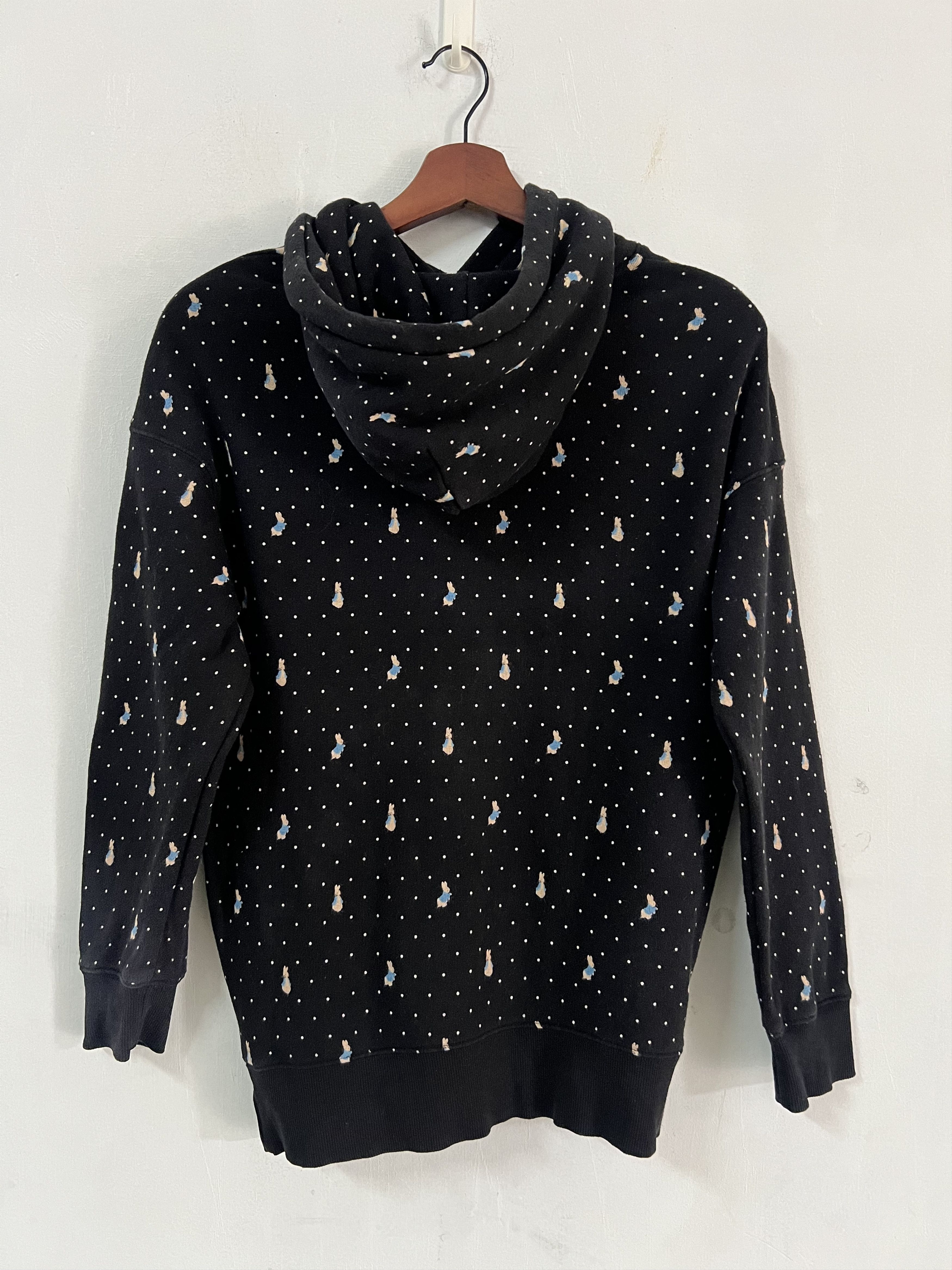 Uniqlo Peter Rabbit Uniqlo Hoodie Size US M / EU 48-50 / 2 - 1 Thumbnail
