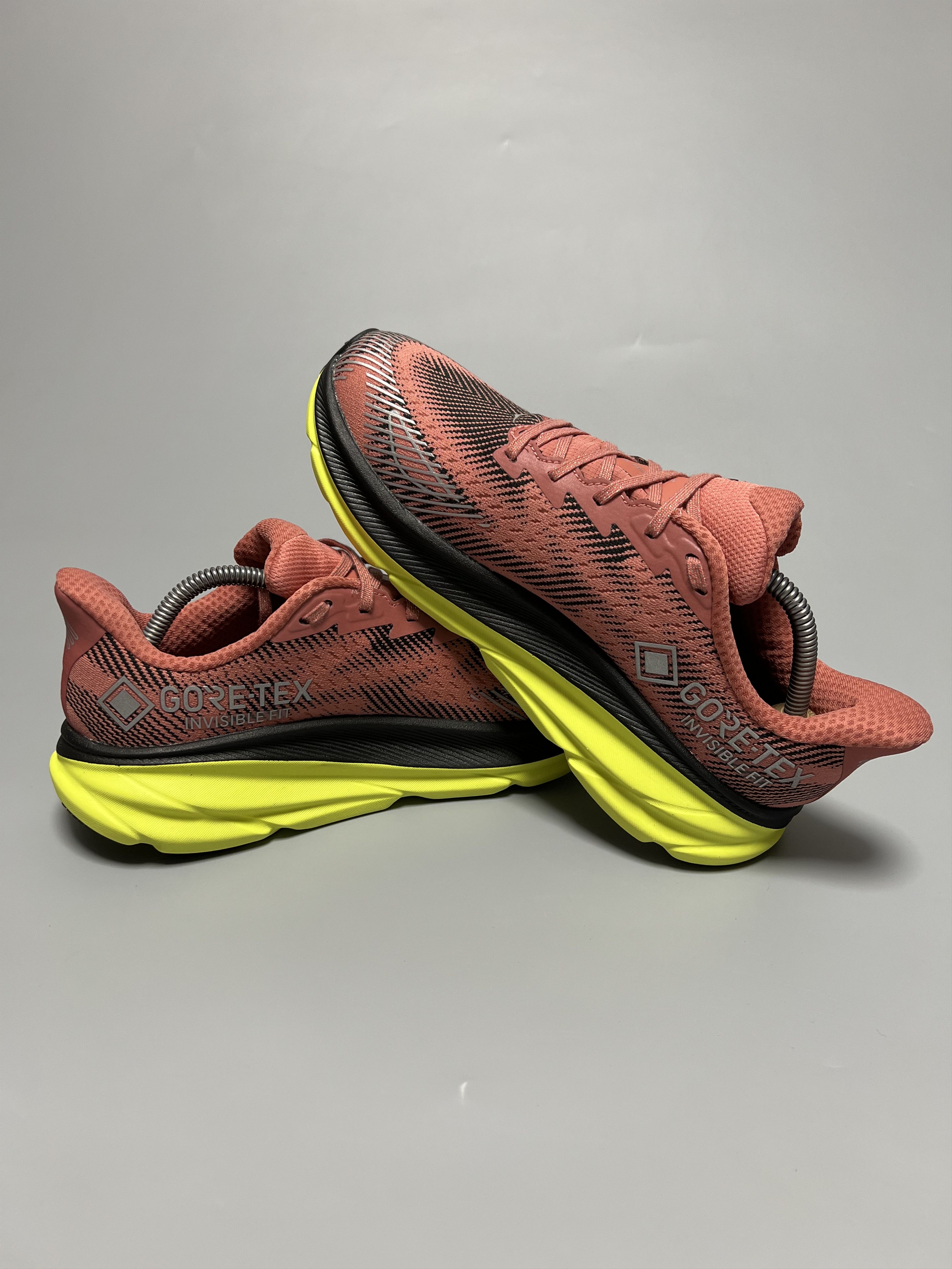 Hoka Hoka One One Clifton 9 GTX TS Gore-Tex Running Shoes Size US 8 / EU 41 - 6 Thumbnail