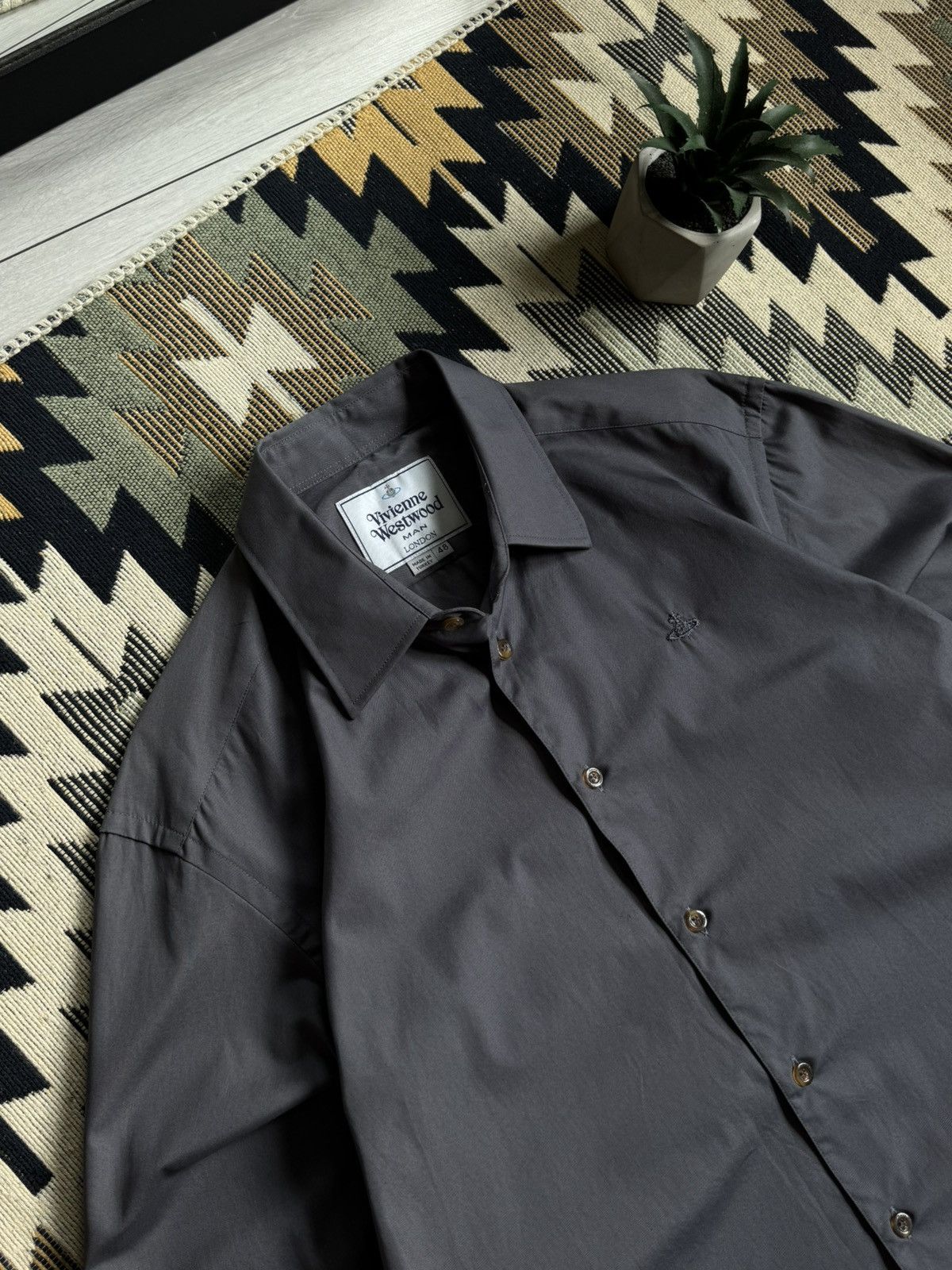 Vivienne Westwood Rare❗️Vivienne Westwood Gray Logo Button Up Shirt Size US M / EU 48-50 / 2 - 4 Thumbnail