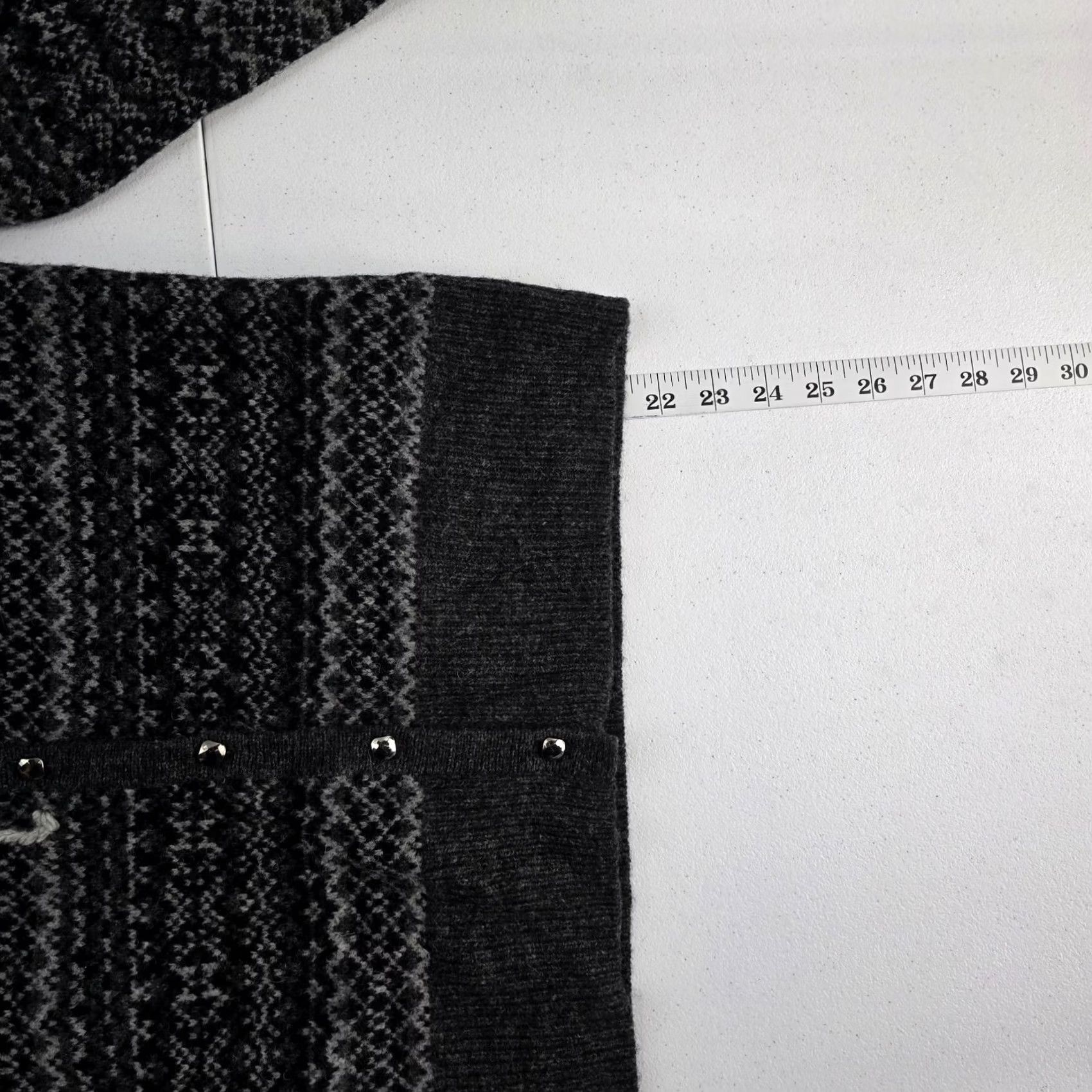 Eddie Bauer VINTAGE Eddie Bauer Women’s Wool Blend Fair Isle Cardigan Sweater Gray SP 6916 Size S / US 4 / IT 40 - 4 Thumbnail