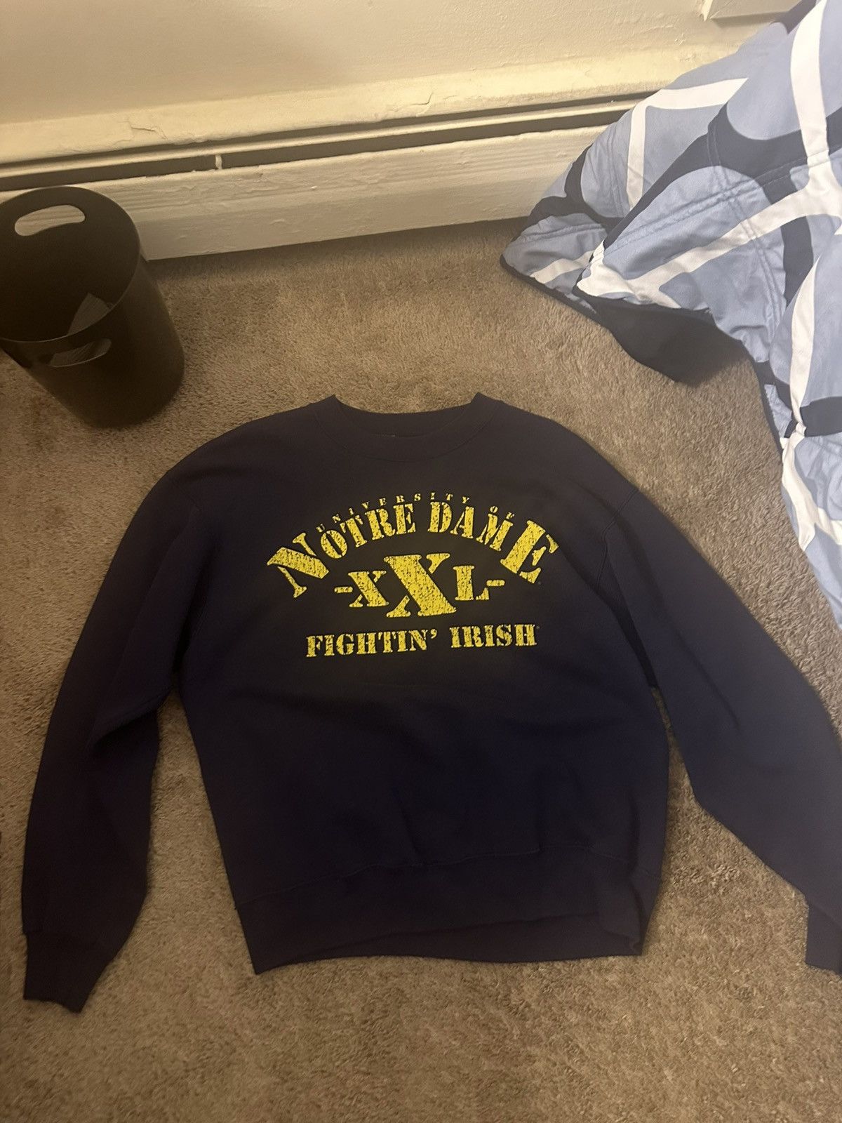 Vintage 90s Navy Notre Dame Sweatshirt Size US L / EU 52-54 / 3 - 1 Thumbnail