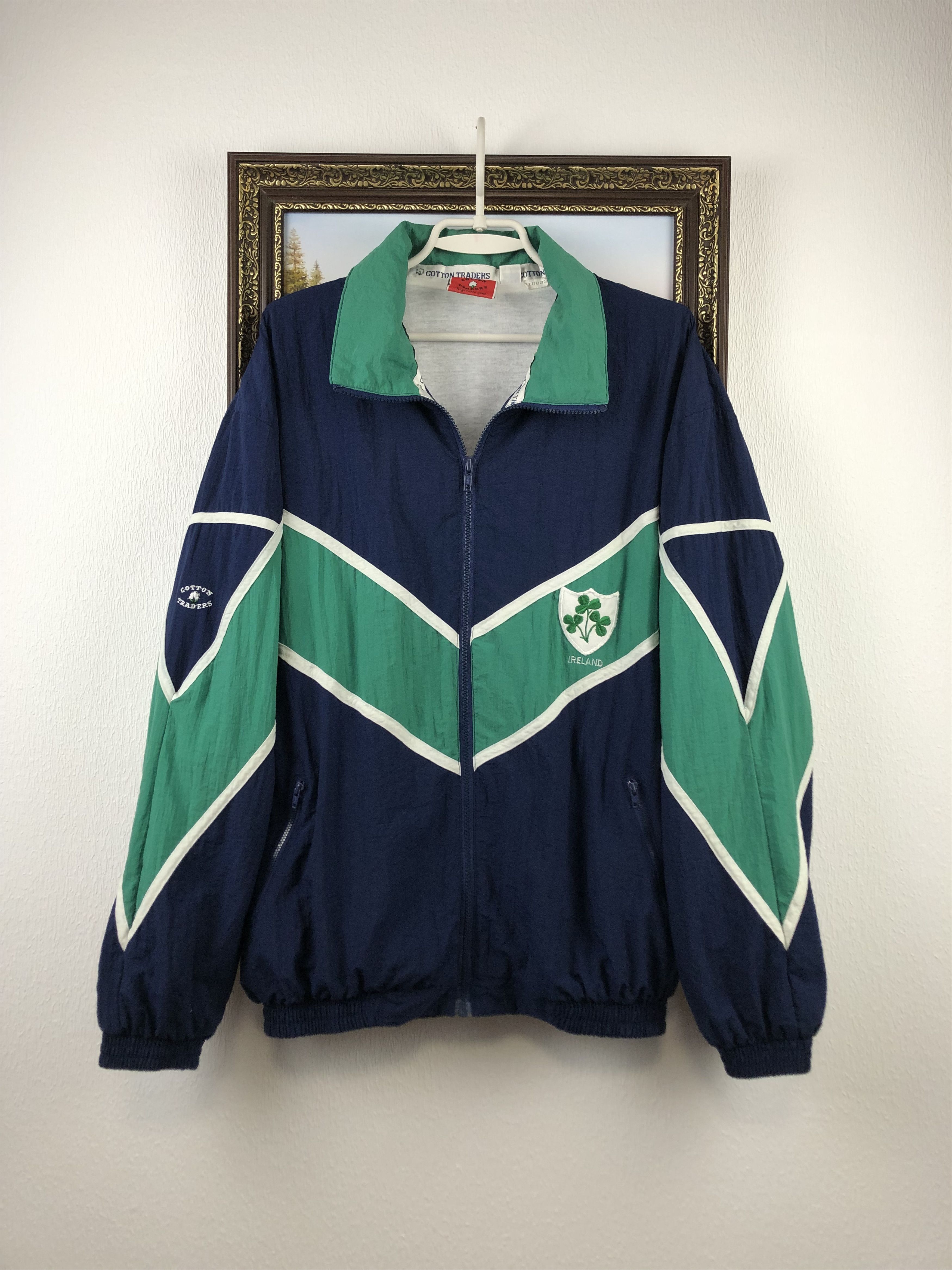 Vintage Vintage Ireland Rugby Tracksuit Suit Jacket Pants Rare Hype Size US L / EU 52-54 / 3 - 2 Thumbnail