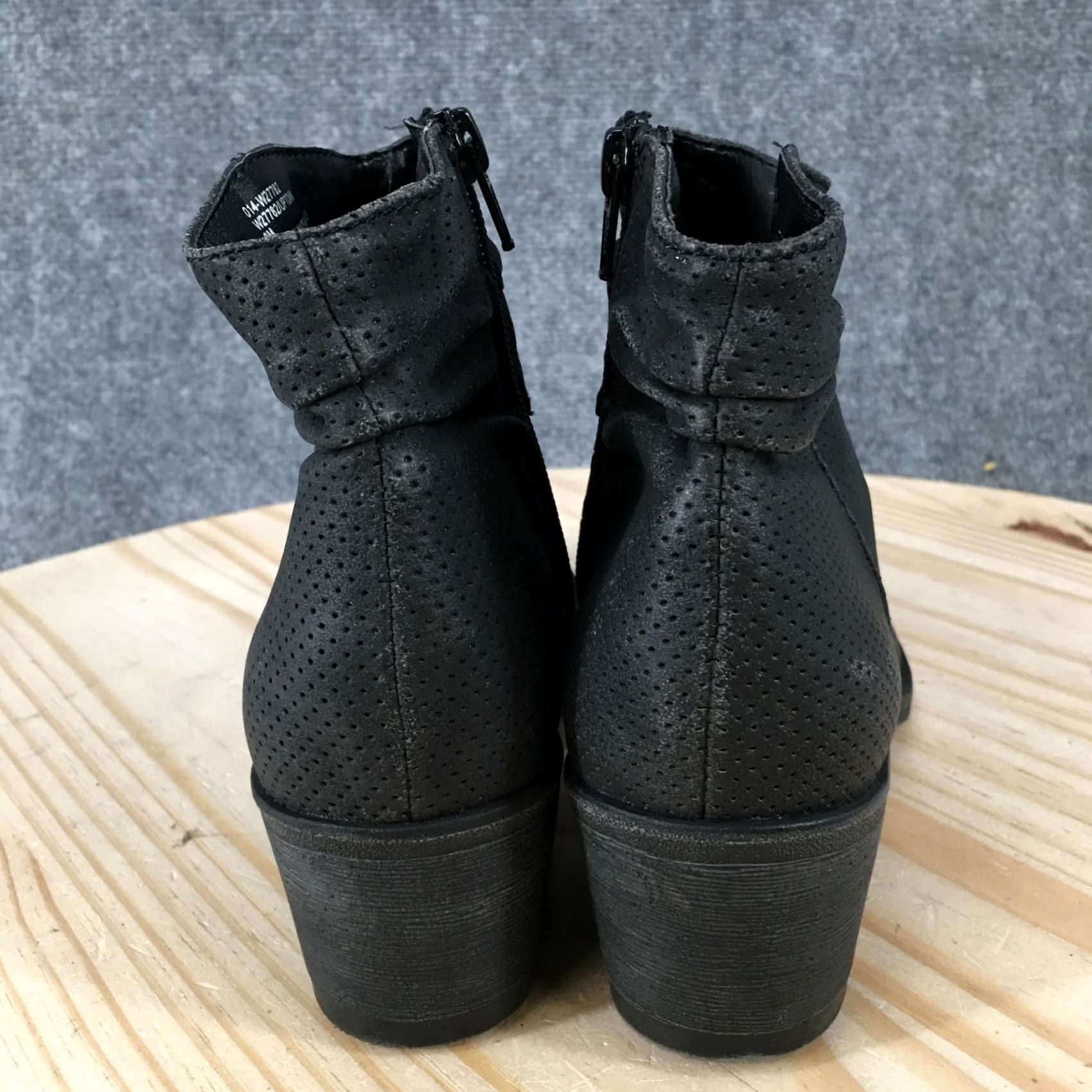 Vintage White Mountain Uptown Ankle Boots Womens 6 M Bootie Zip Faux Leather Black Size US 6 / IT 36 - 6 Thumbnail
