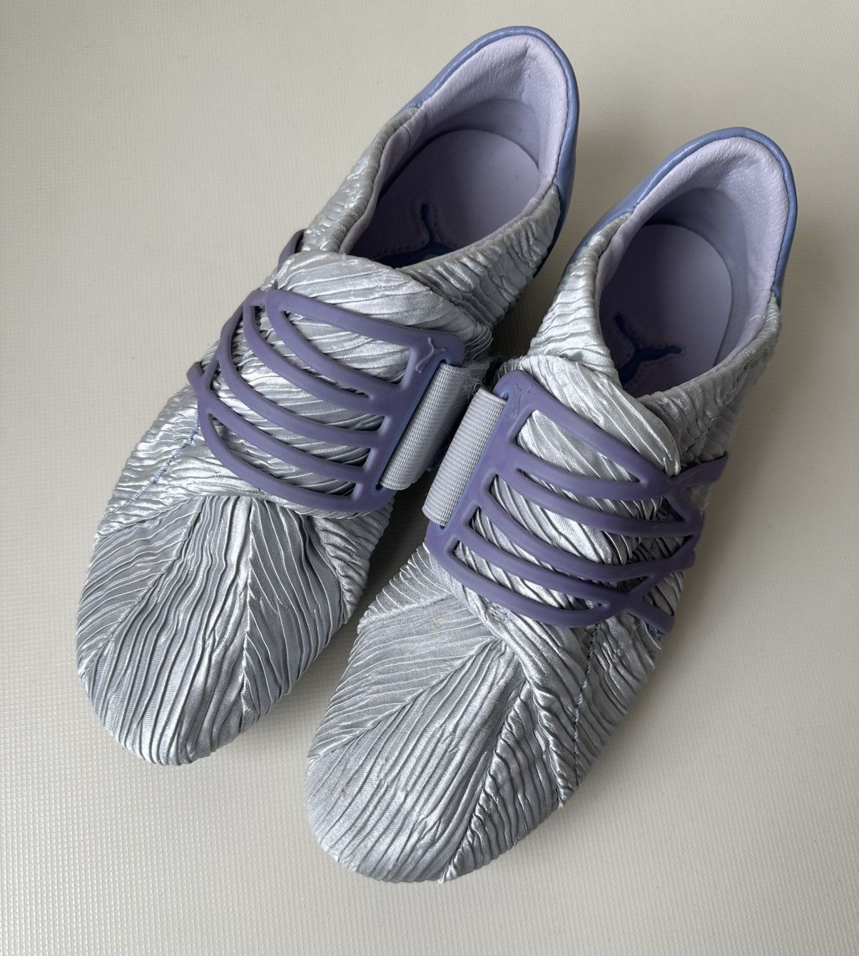 Puma Puma Zhongi Pleat (2007) vintage silver gray purple shoes Size US 6 / IT 36 - 2 Thumbnail