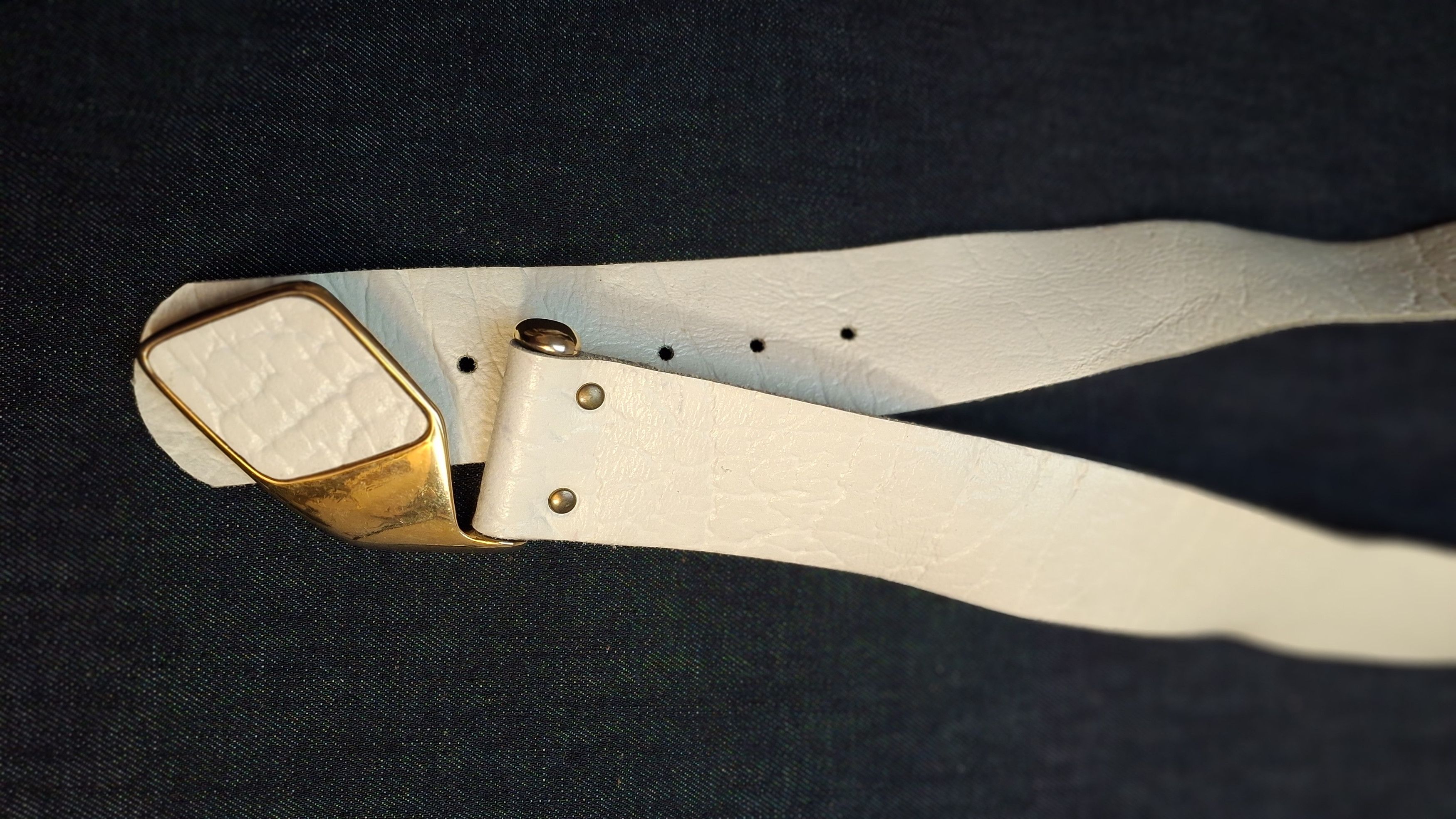 Vintage Vintage White Textured Leather Belt - Gold Avant-Garde Size ONE SIZE - 5 Thumbnail