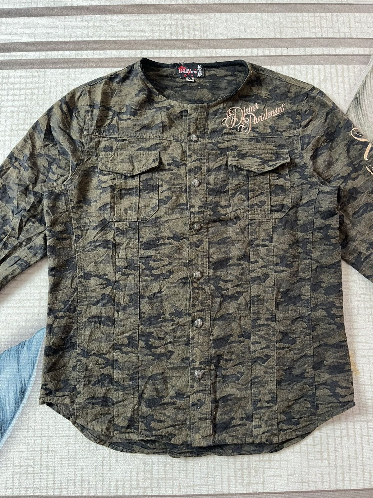 Japanese Brand Rare Divine Retribution camoflouge Geisha jaket Size US L / EU 52-54 / 3 - 4 Thumbnail