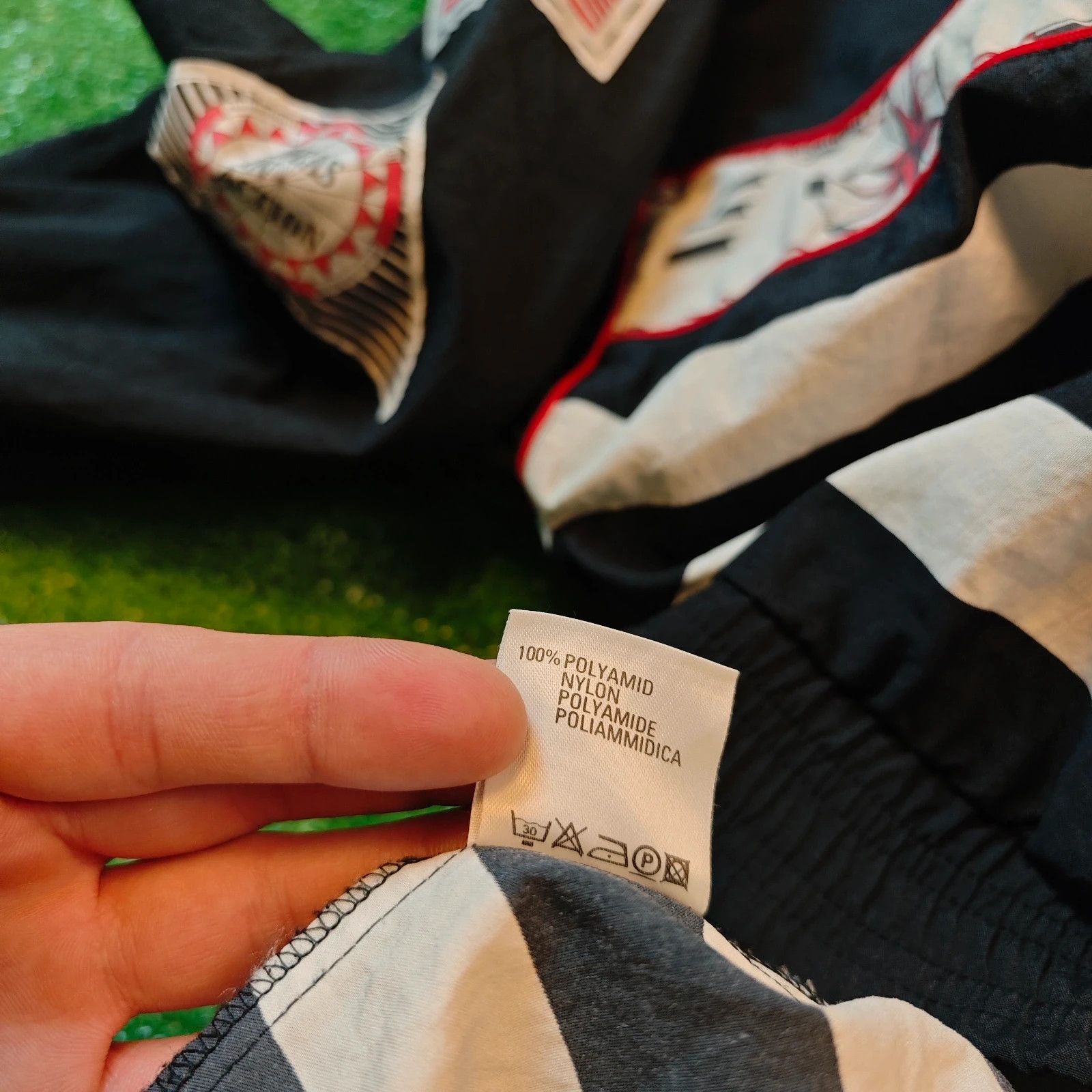 Reebok Vintage Reebok Jacket Mens Medium full zip striped Size US M / EU 48-50 / 2 - 8 Thumbnail