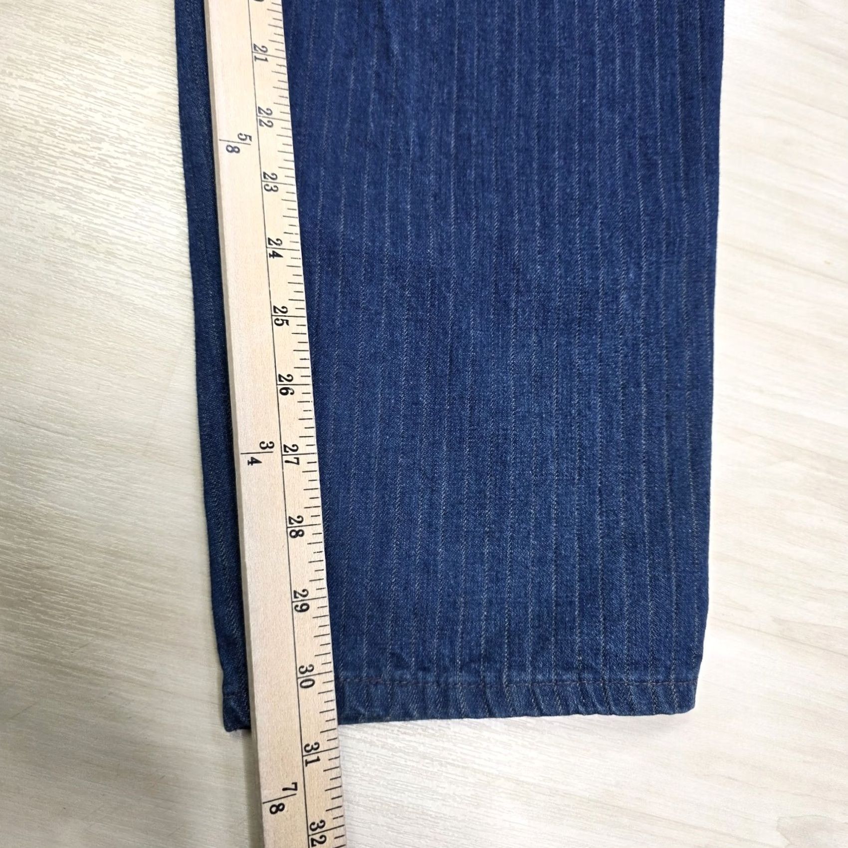 Lee VINTAGE Lee Jeans Blue Pinstripe High Rise Straight Leg Denim 25 x 30 Womens 90s Straight Jeans Size 42" / US 20 - 6 Thumbnail