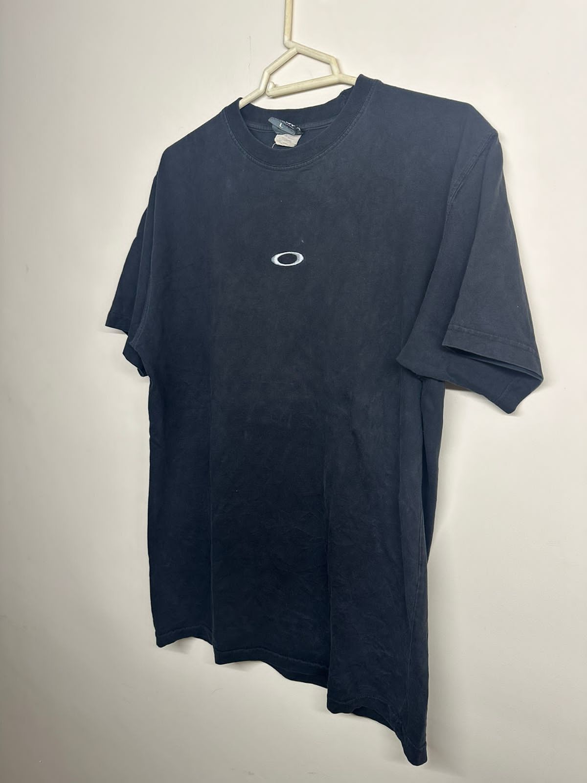 Oakley × Vintage Oakley vintage hype y2k streetwear style t-shirt Size US L / EU 52-54 / 3 - 3 Thumbnail