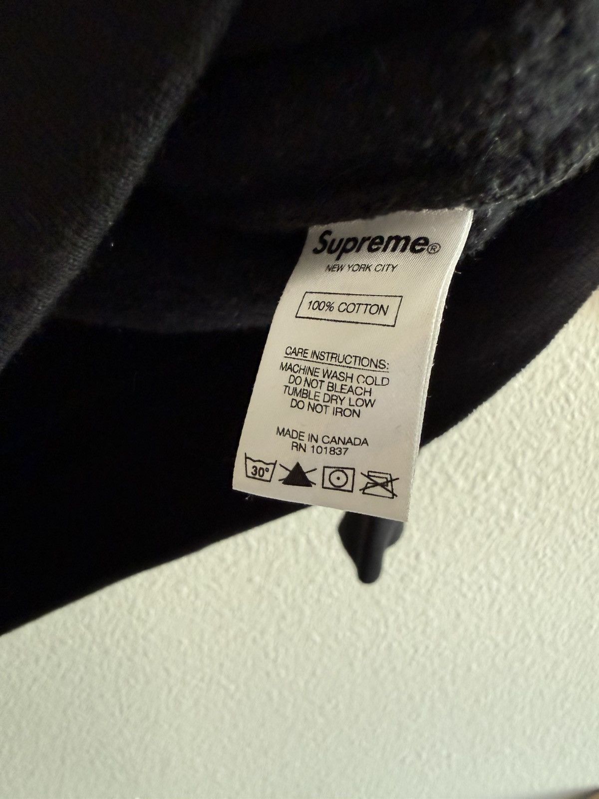 Supreme Supreme Dr. Seuss Cat in a Hat Black Hoodie Size US S / EU 44-46 / 1 - 4 Thumbnail