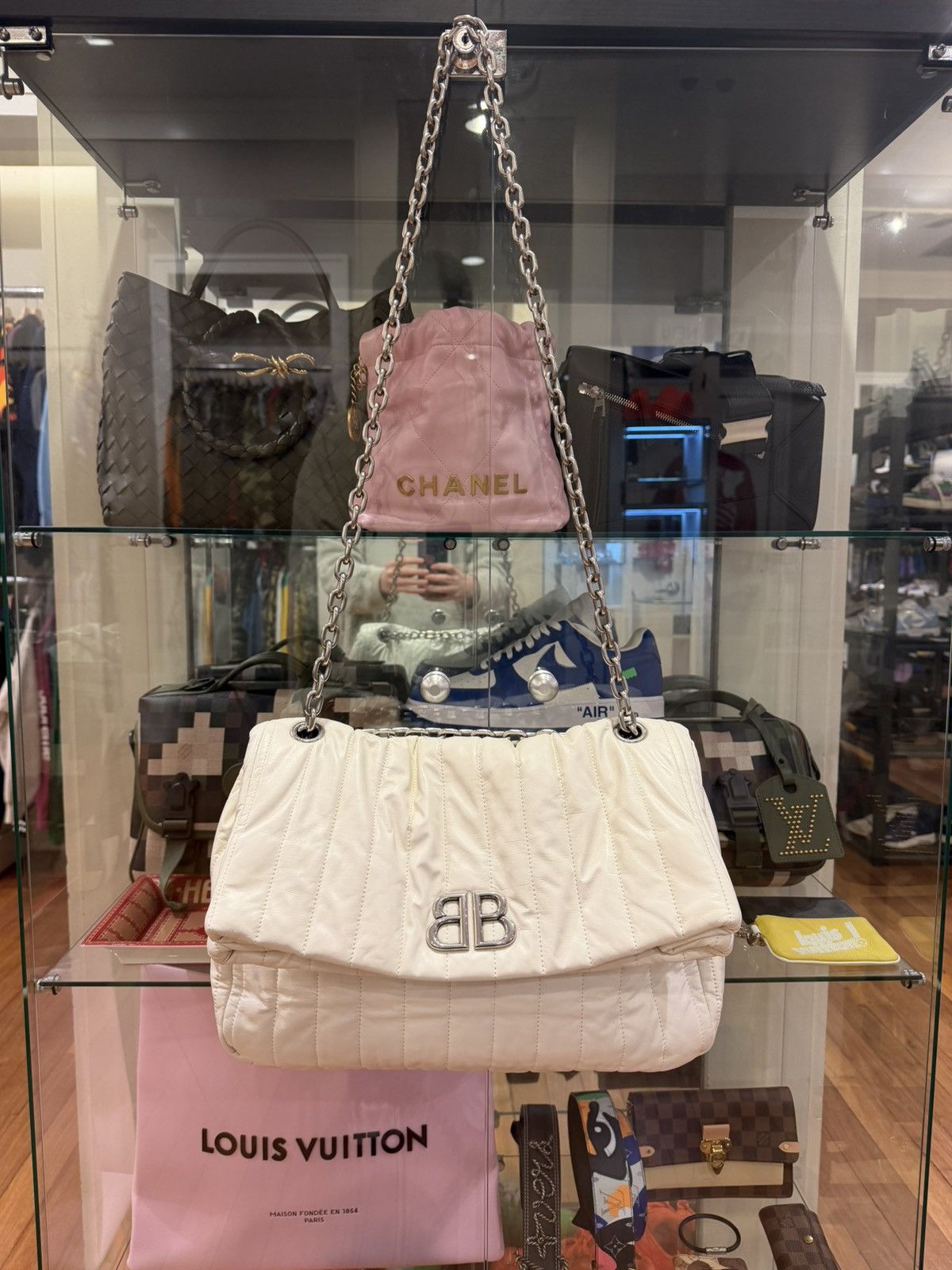 Balenciaga Balenciaga Monaco Quilted Chain Bag Medium White Size ONE SIZE - 5 Thumbnail