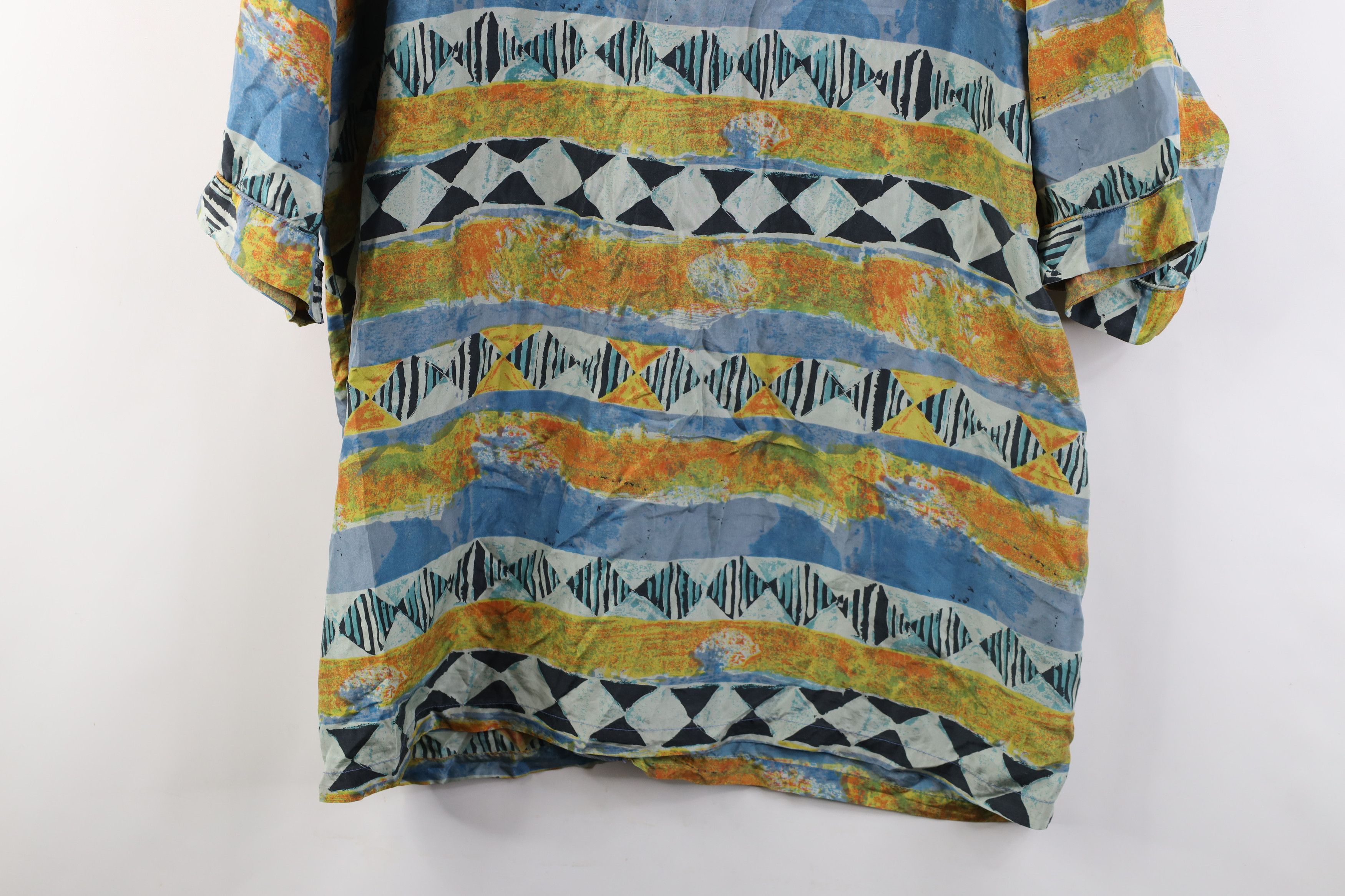 Vintage Vintage 90s Streetwear Silk Baggy Short Sleeve Button Shirt Size US L / EU 52-54 / 3 - 11 Thumbnail