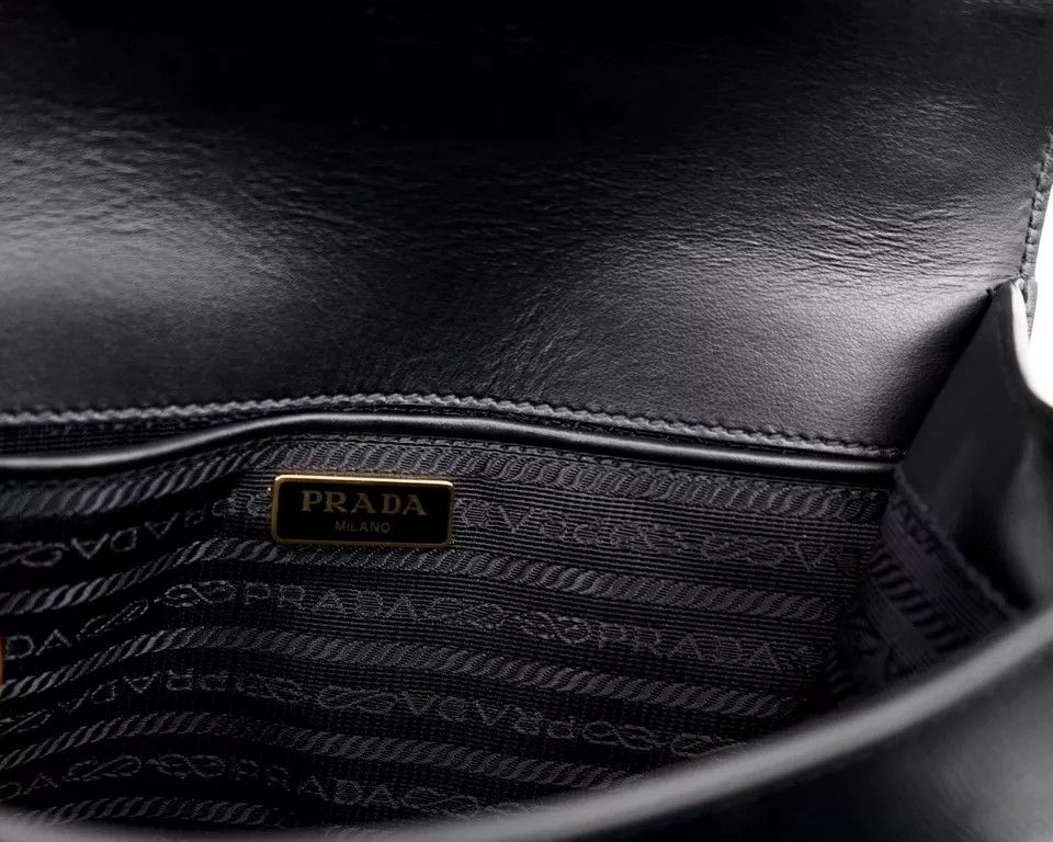 Prada o1la1rc1a0724 Size: OS / Shoulder Bag in Black Size ONE SIZE - 3 Thumbnail