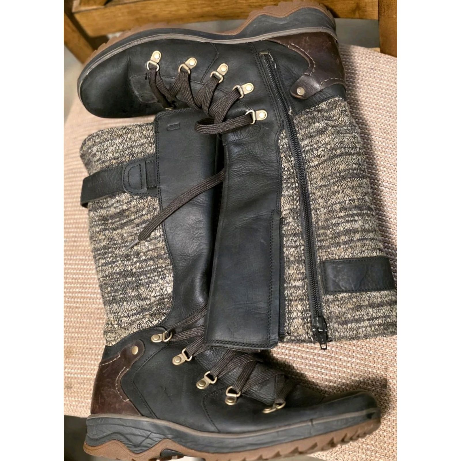 Merrell Merrell Waterproof Black Brown Leather Tall Zip Boots Women's Sz 7.5 Size US 8 / IT 38 - 2 Thumbnail