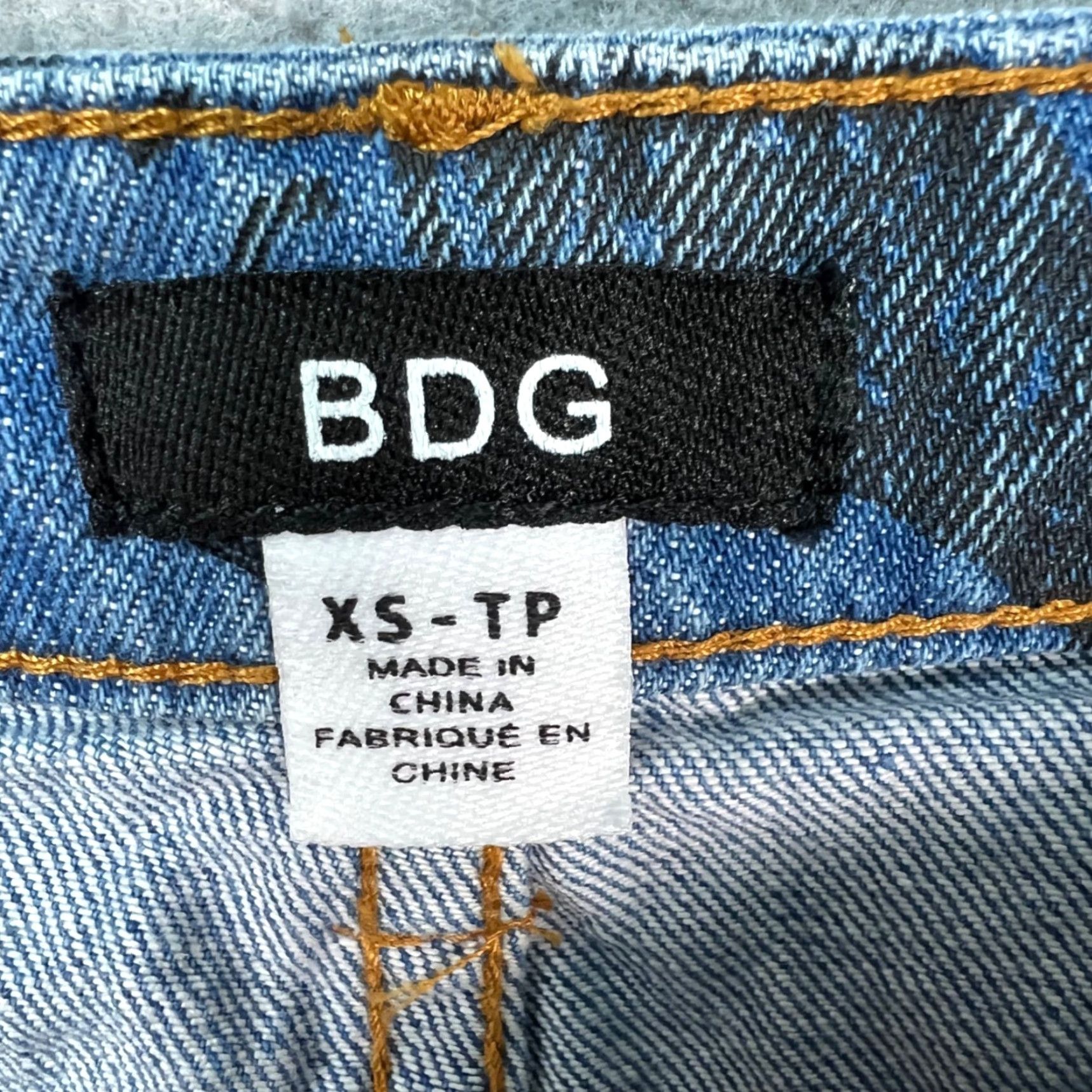 Bdg BDG Womens XS High-Rise Denim Mini Skirt Graphic Print Black Print Raw Hem Blue Cotton Spandex Denim Short Style Mini Skirt Womens XS BDG Size 26" / US 2 / IT 38 - 3 Thumbnail