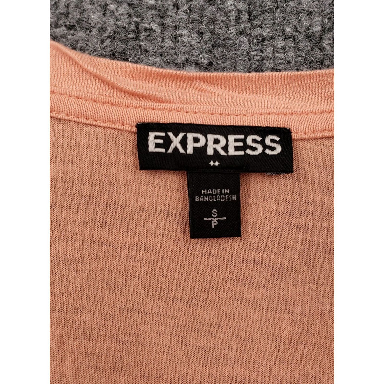 Express Express T-Shirt S Small Orange V-Neck Dolman Sleeves Asymmetric Hem Womens Size S / US 4 / IT 40 - 3 Thumbnail